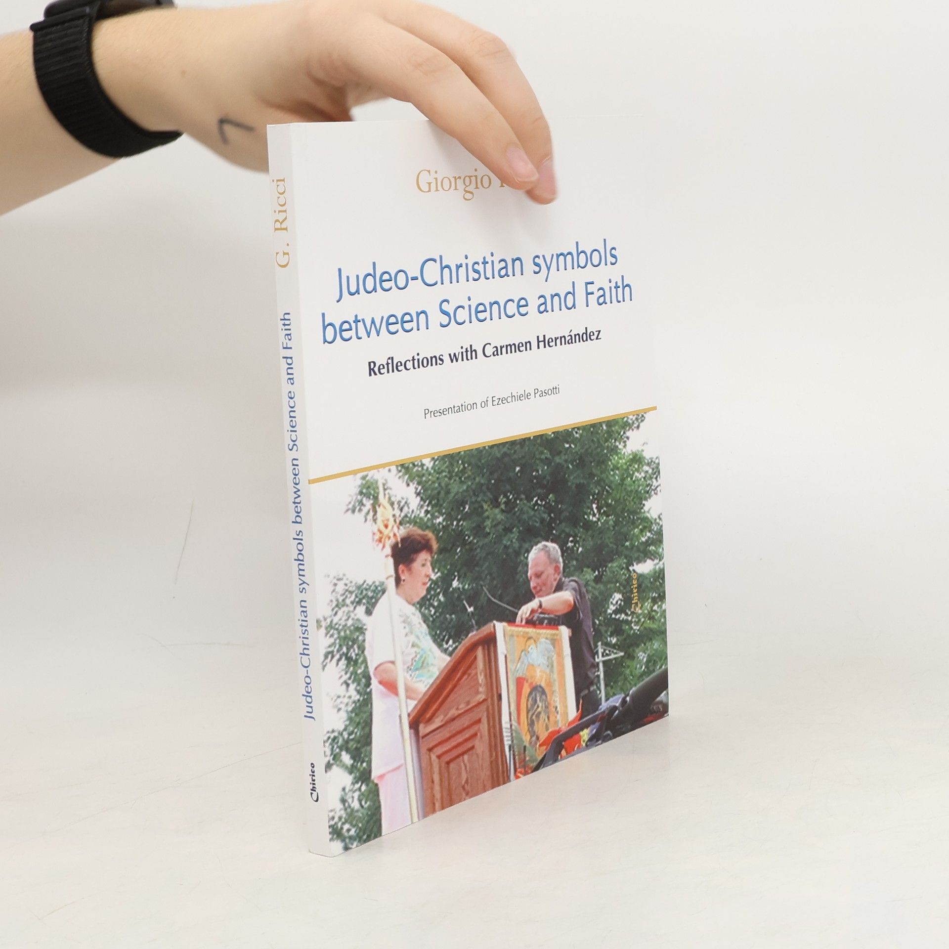 Giorgio Ricci Judeo-Christian Symbols Between Science and Faith