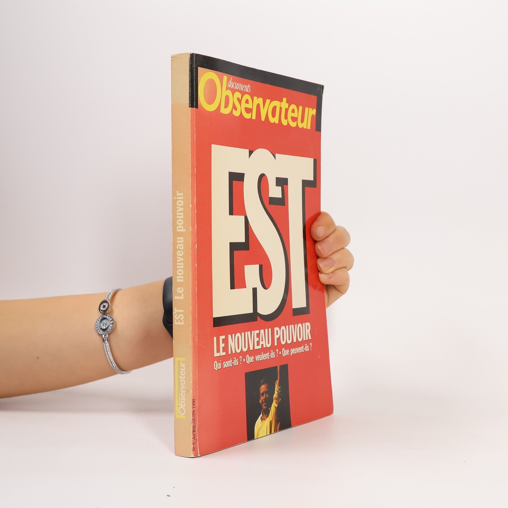 Collectif d'auteurs Est le nouveau pouvoir