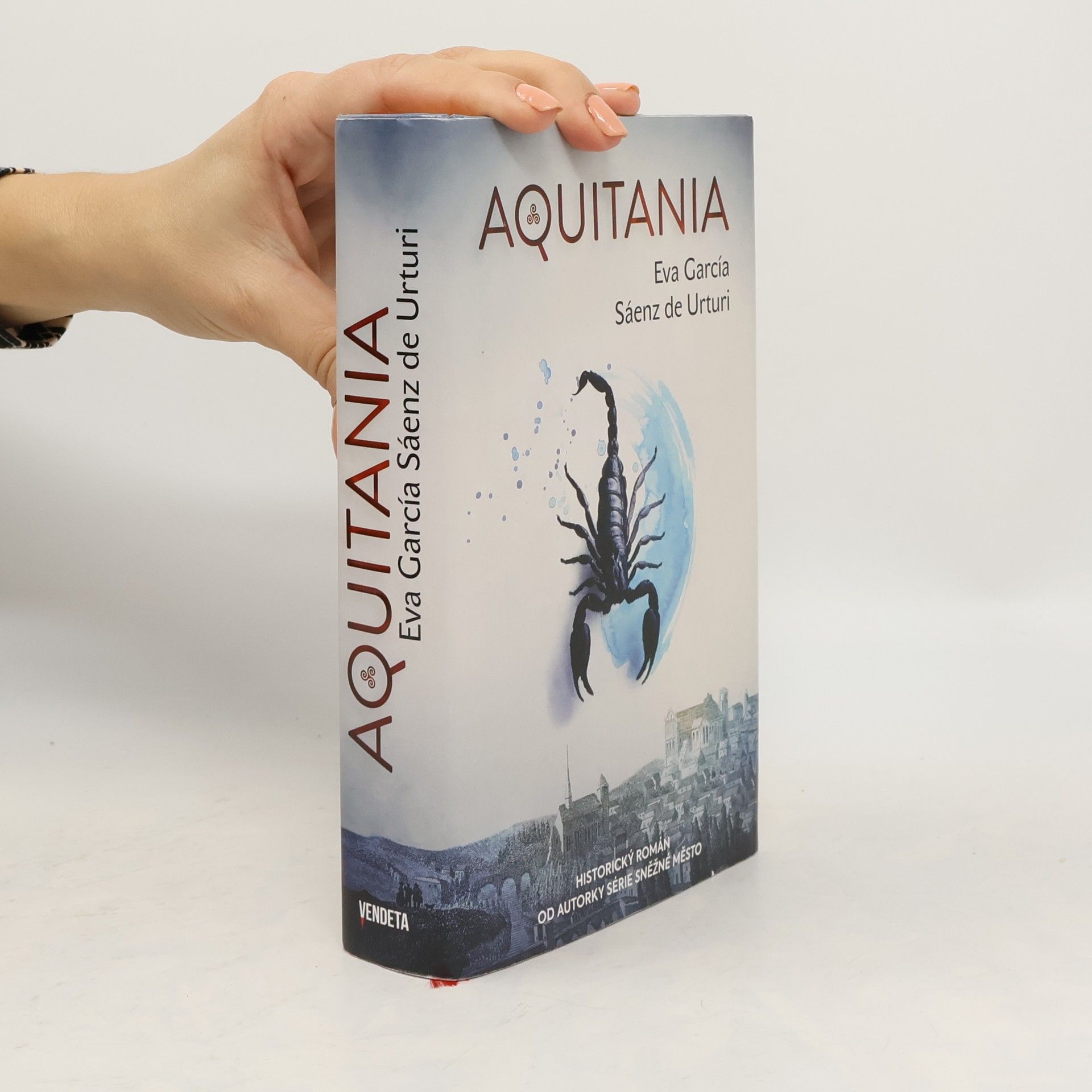 Eva García Sáenz Aquitania