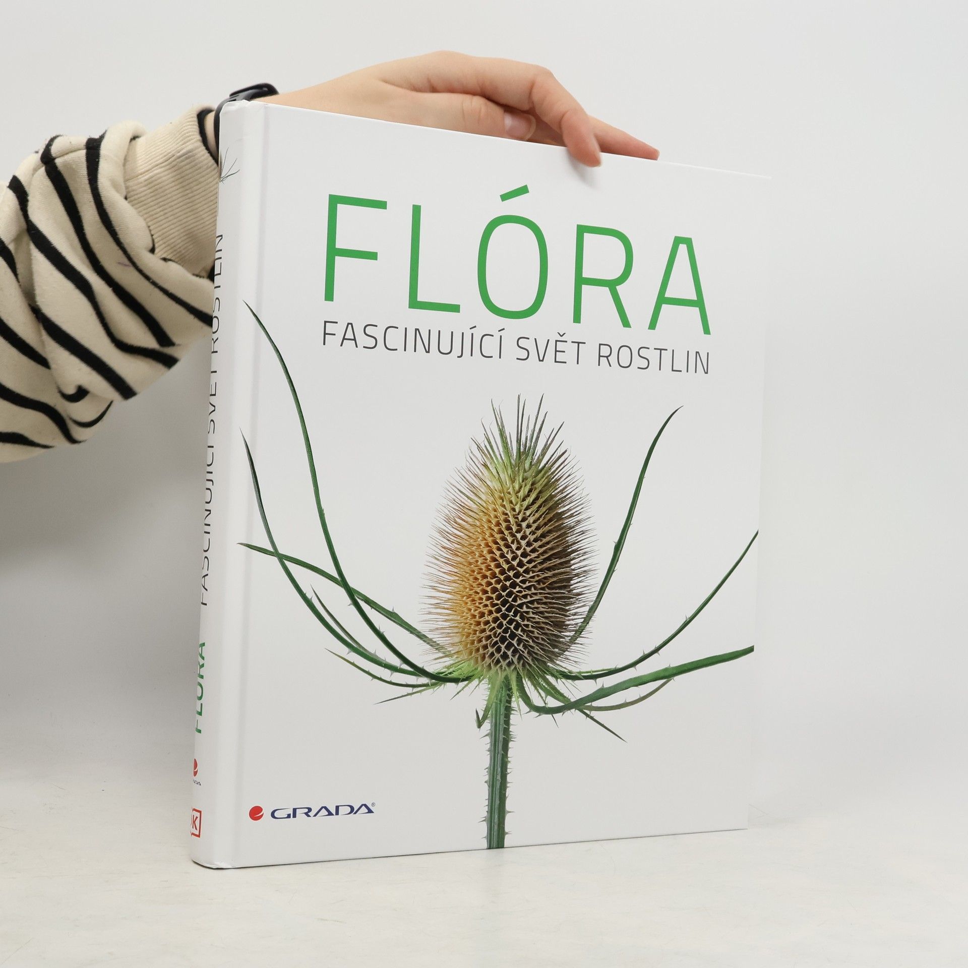 Flóra - Fascinující svět rostlin