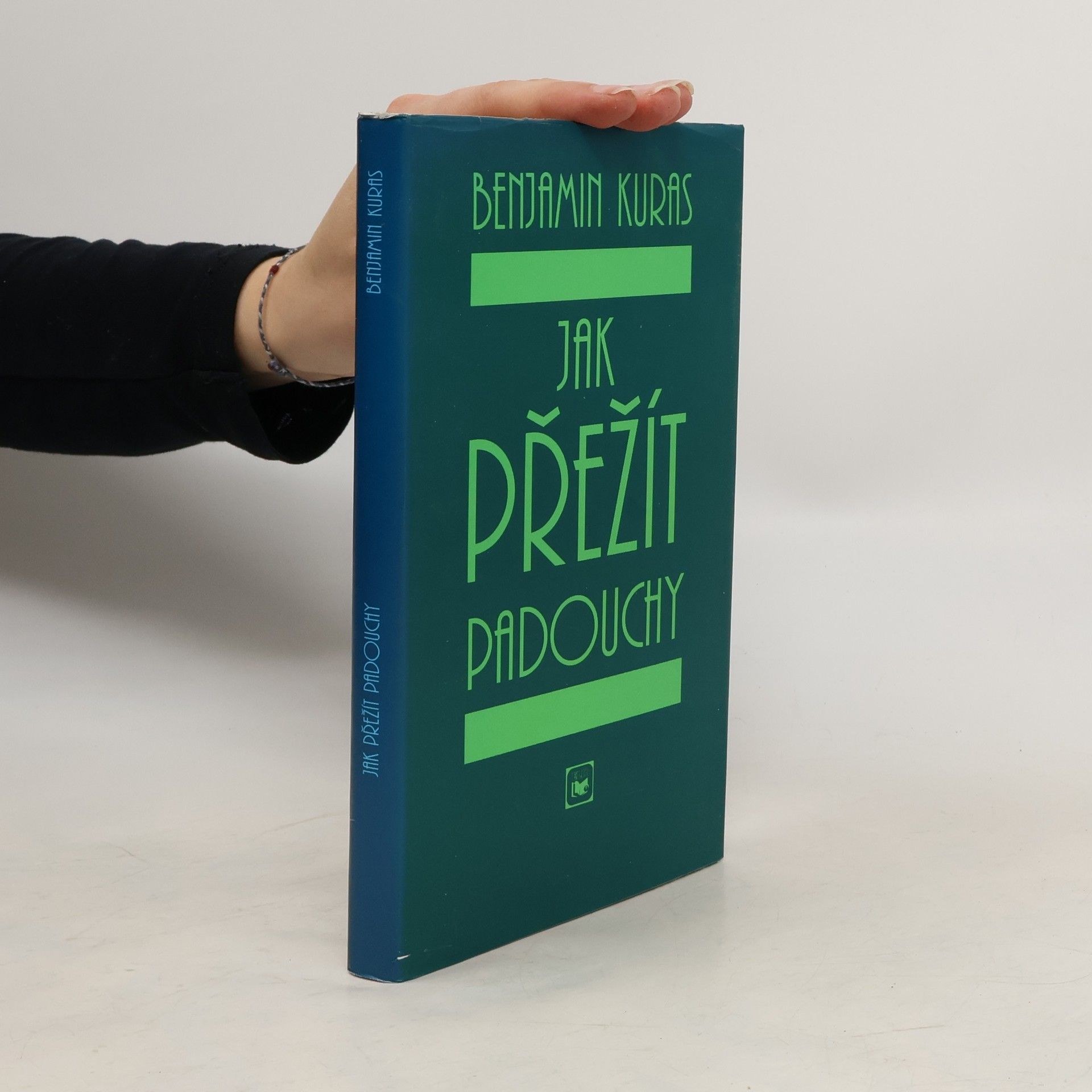 Jak přežít padouchy