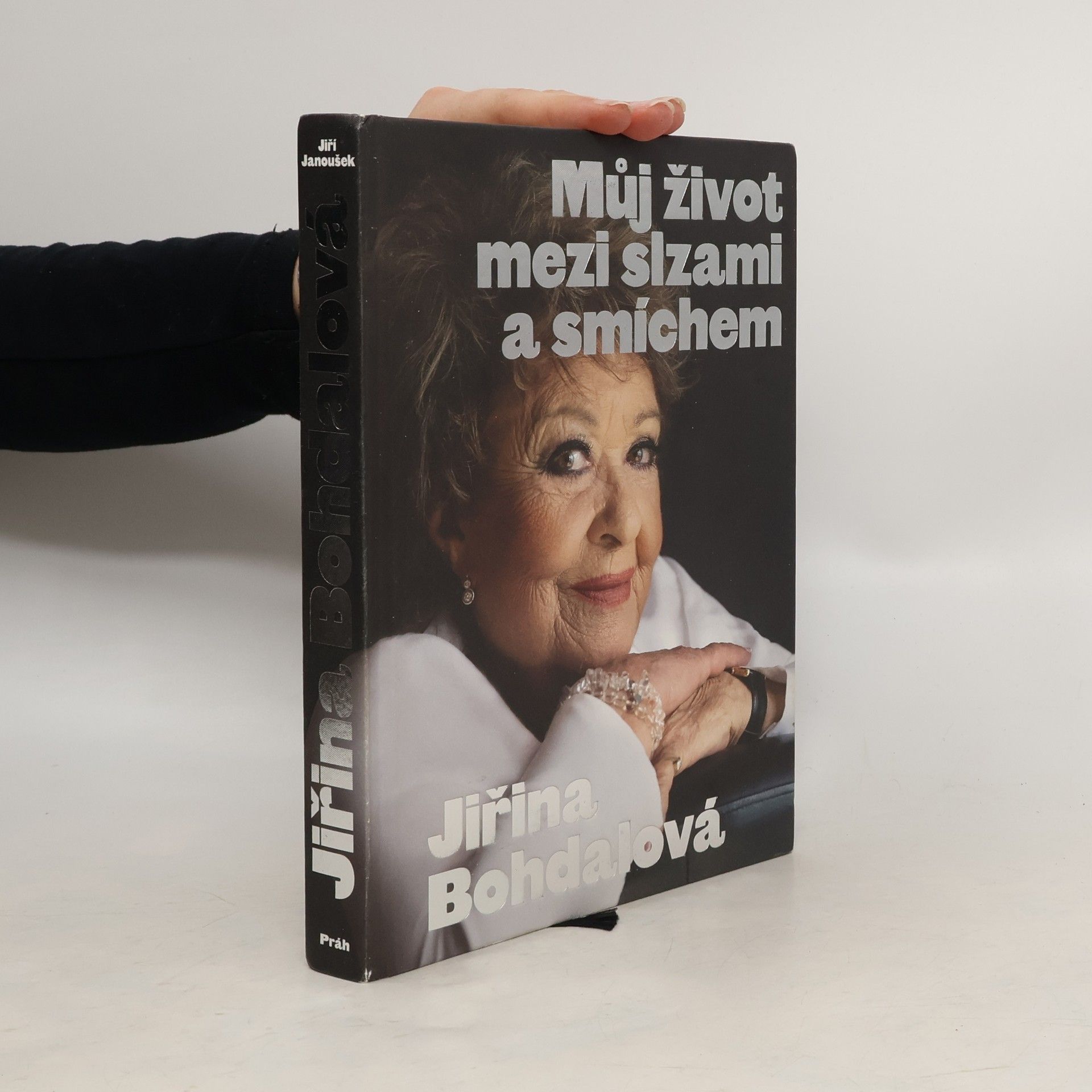 Jiřina Bohdalová Můj život mezi slzami a smíchem