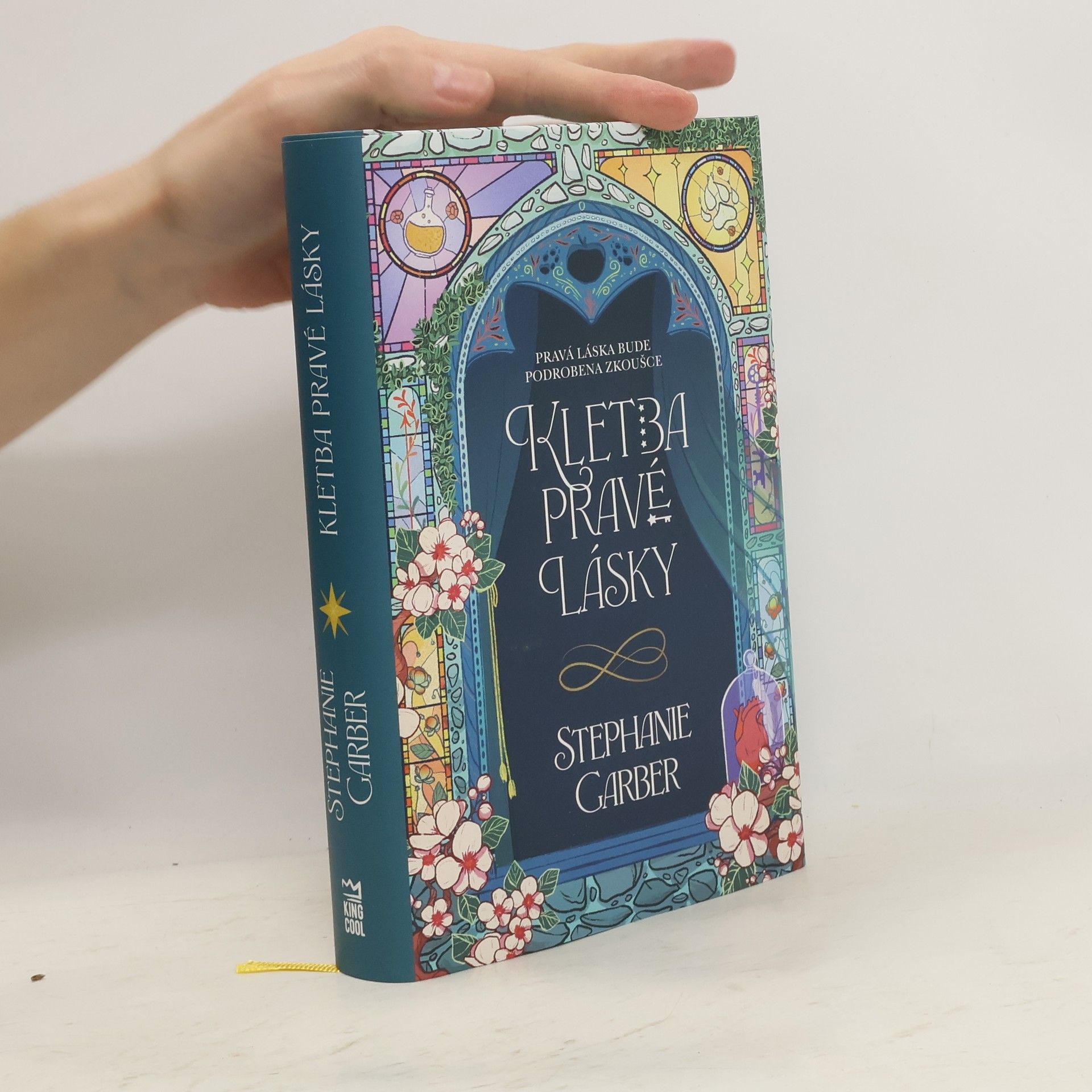 Stephanie Garber Kletba pravé lásky