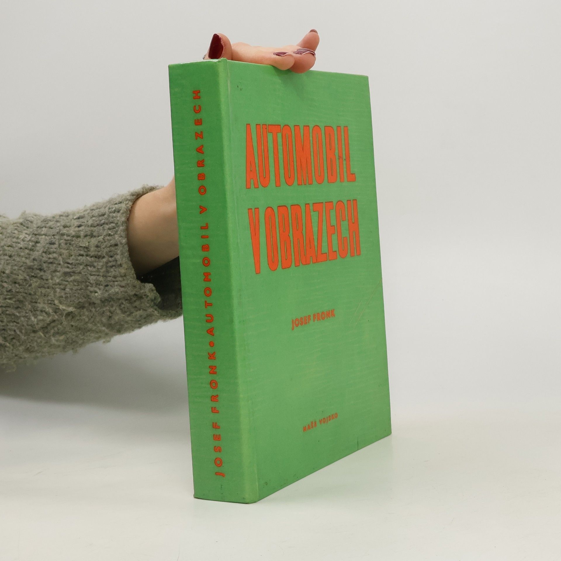 Automobil v obrazech