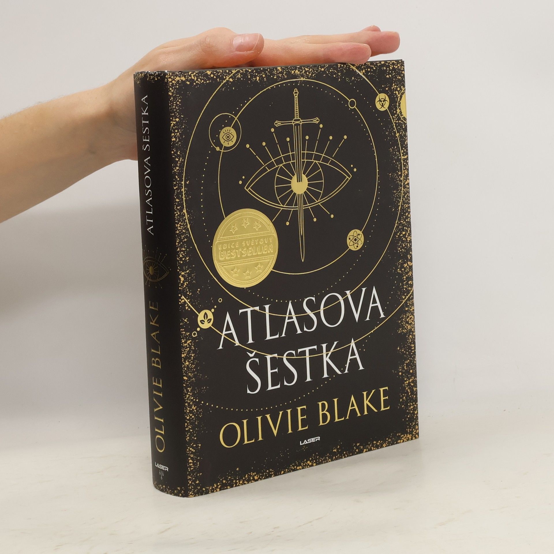 Olivie Blake Atlasova šestka