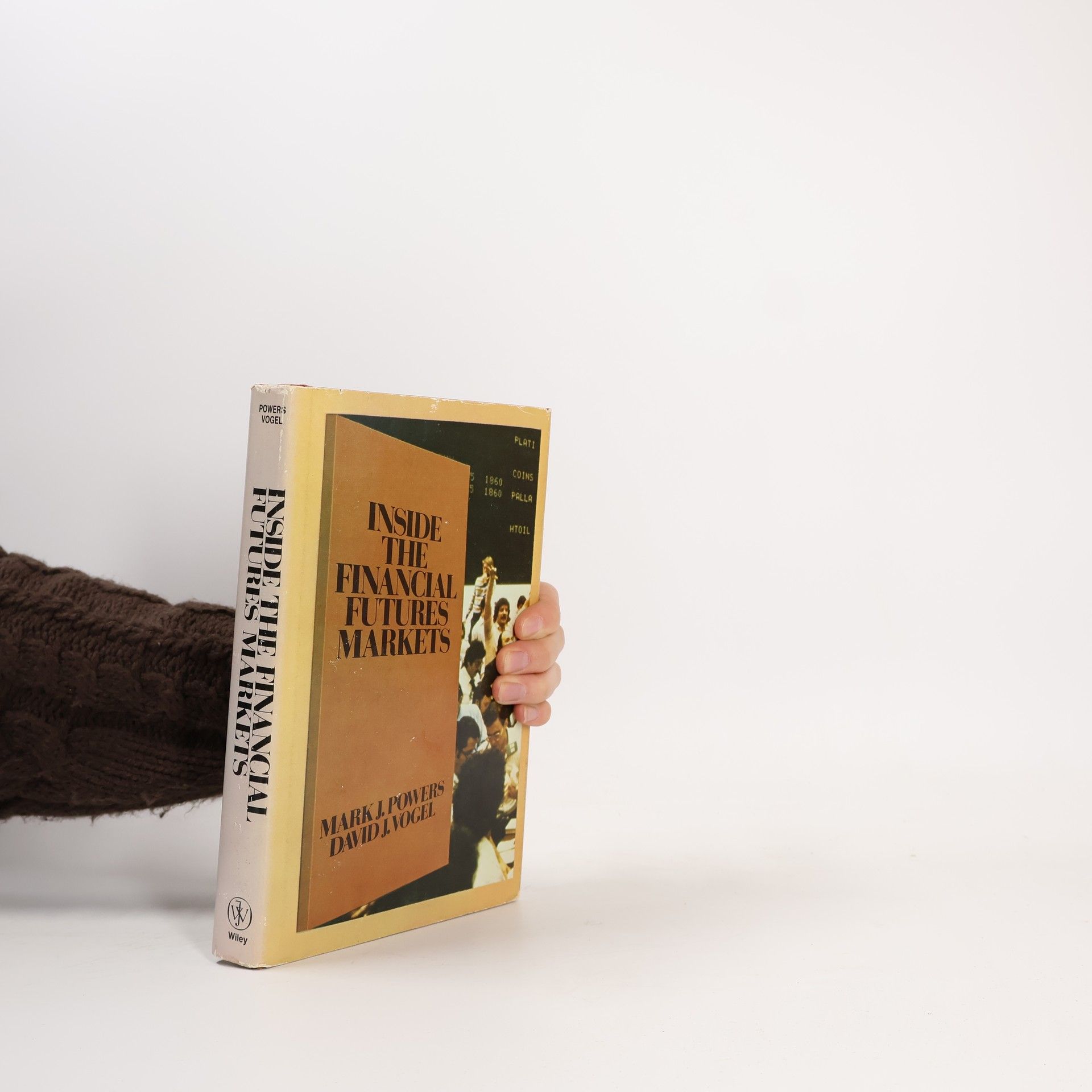 Mark J. Powers Inside the Financial Futures Markets