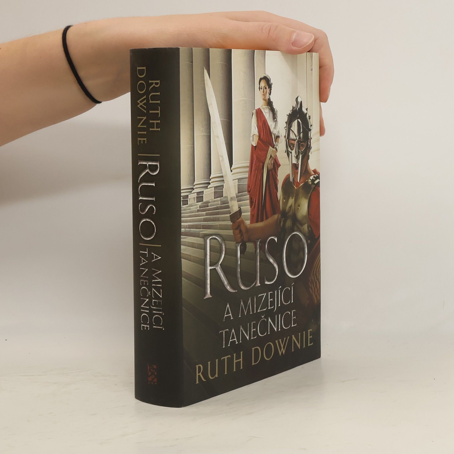 Ruth Downie Ruso a mizející tanečnice