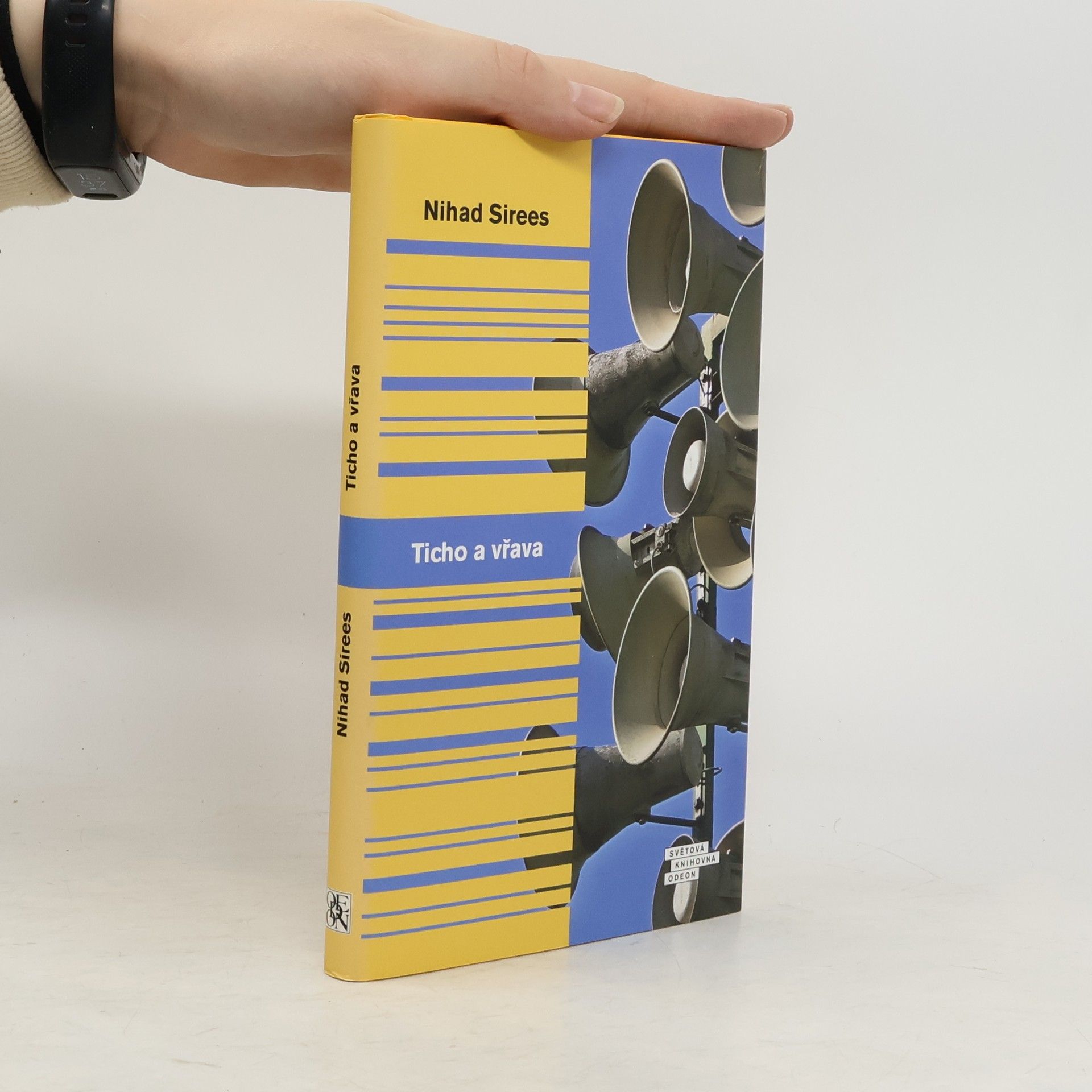 Nihād Sīrīs Ticho a vřava