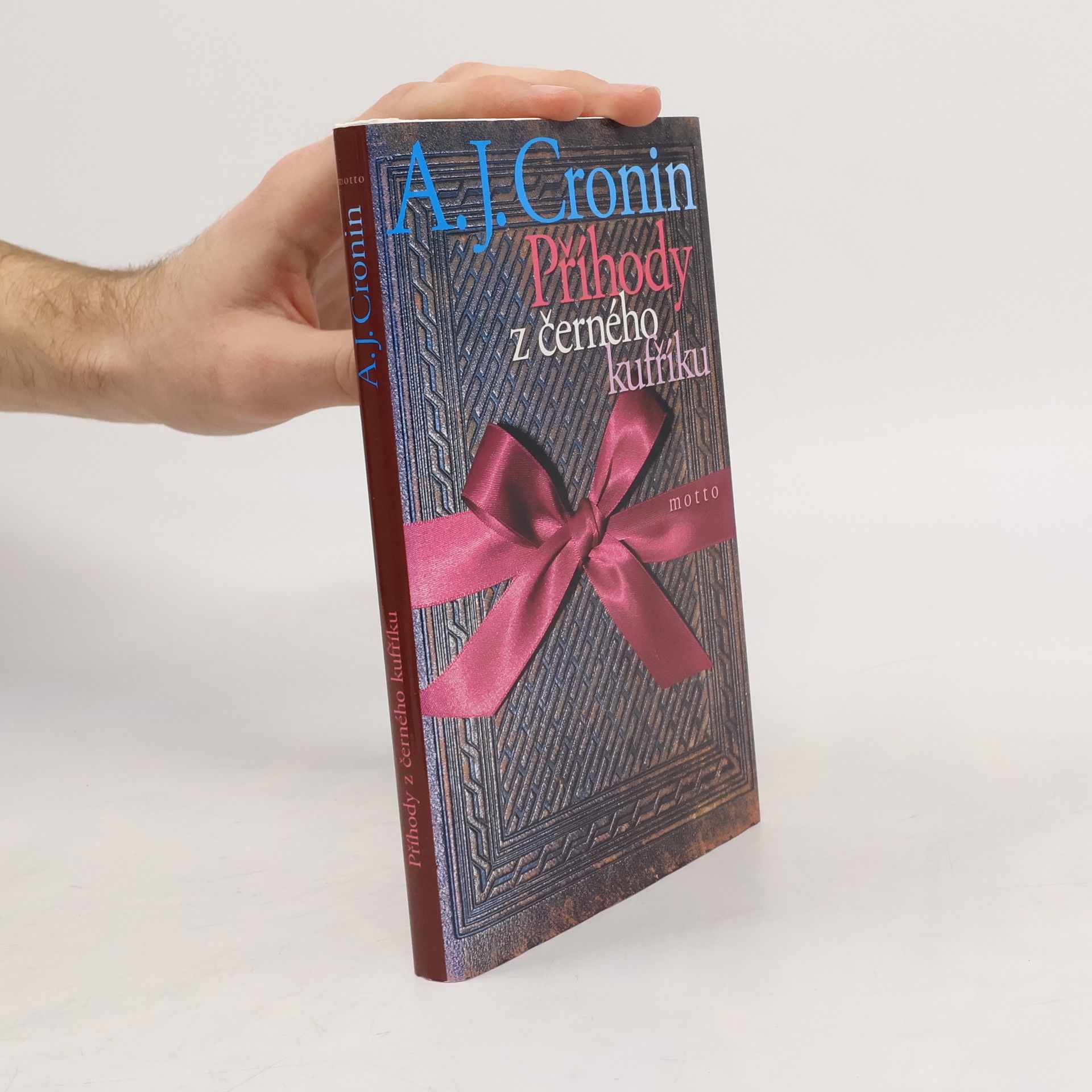 Archibald Joseph Cronin Příhody z černého kufříku