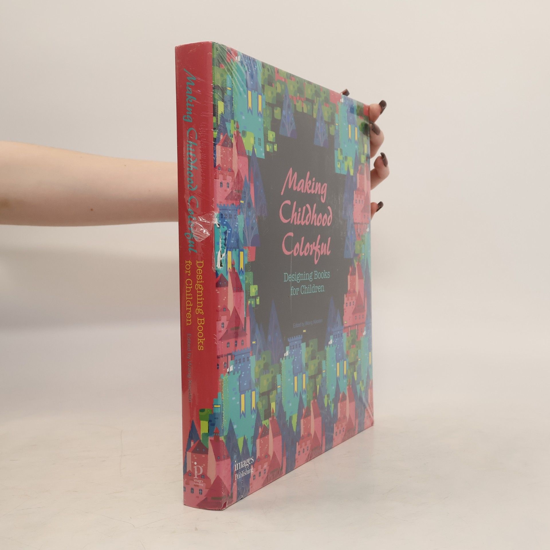 Autores varios Making Childhood Colorful