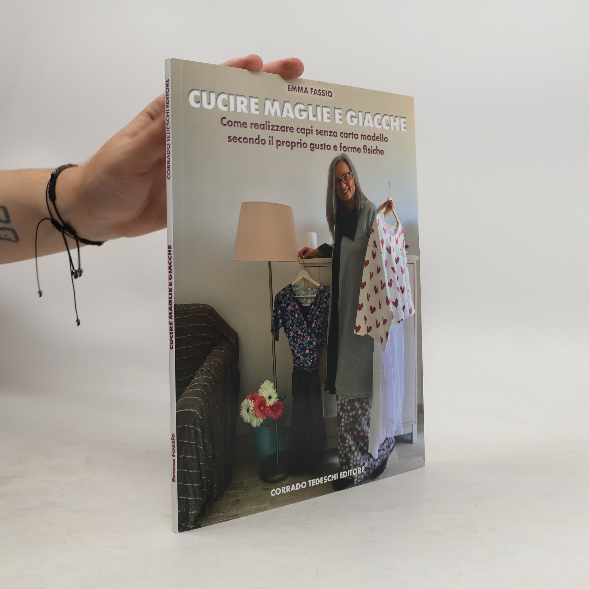 Emma Fassio Cucire maglie e giacche