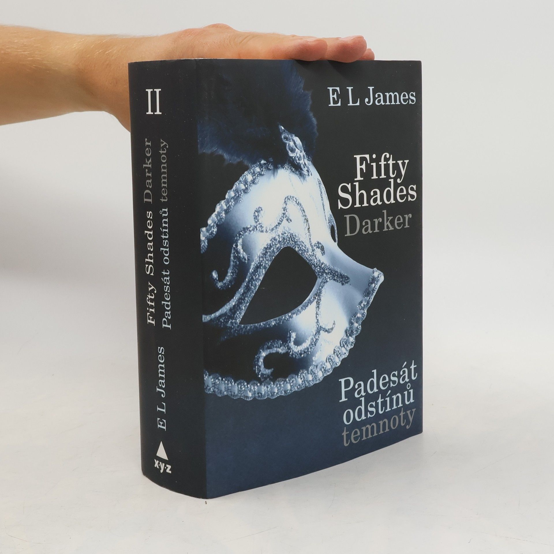 E L James Padesát odstínů temnoty