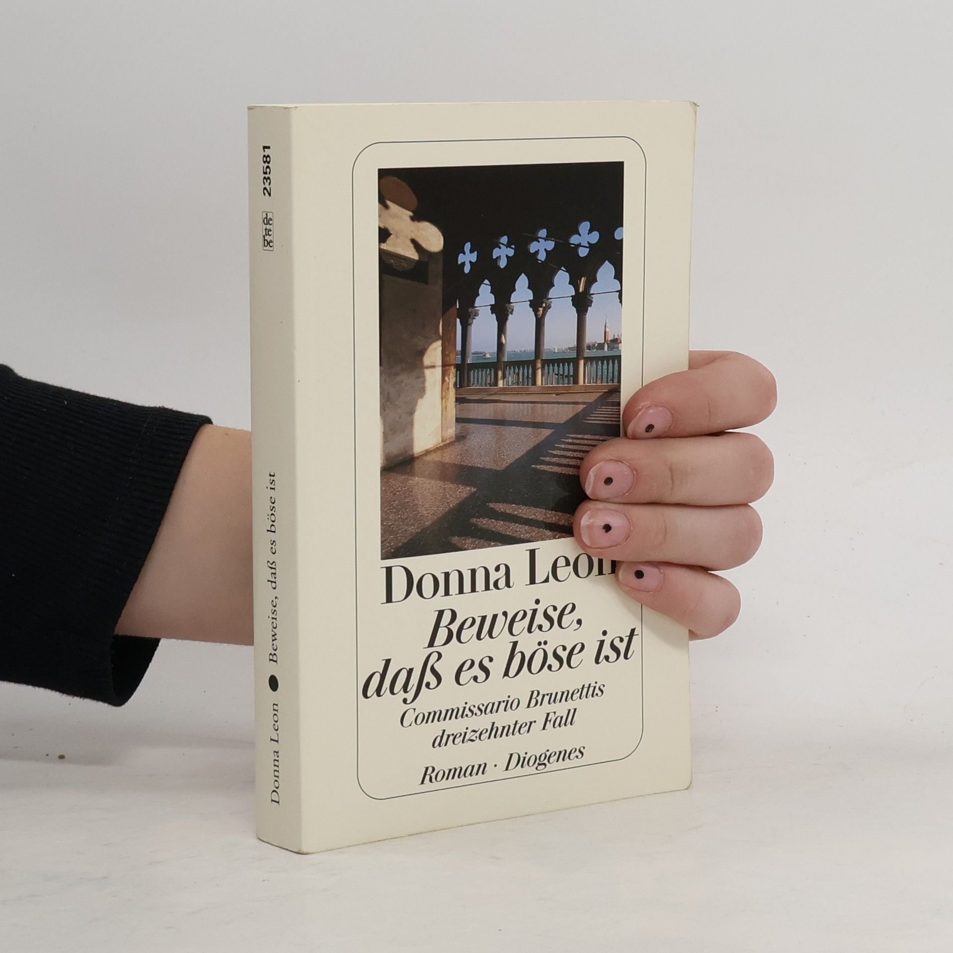 Donna Leon Beweise, daß es böse ist