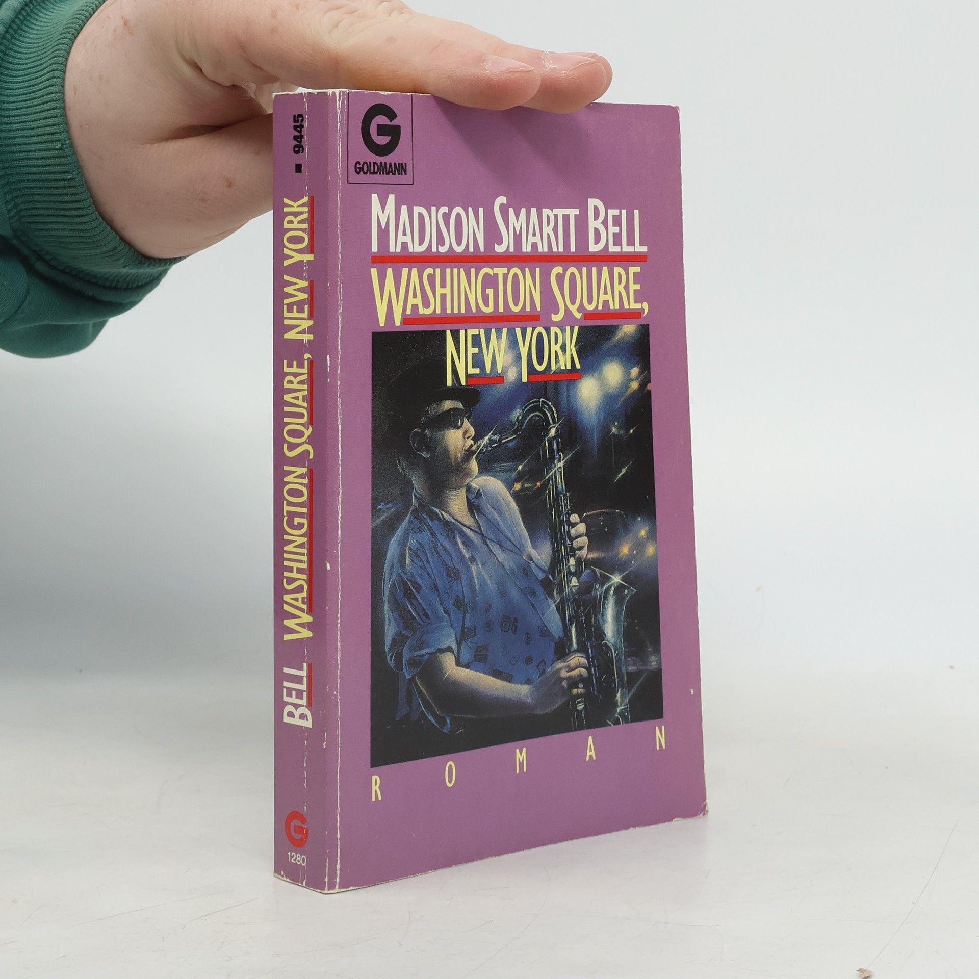 Madison Smart Bell Washington Square, N. Y. Roman.