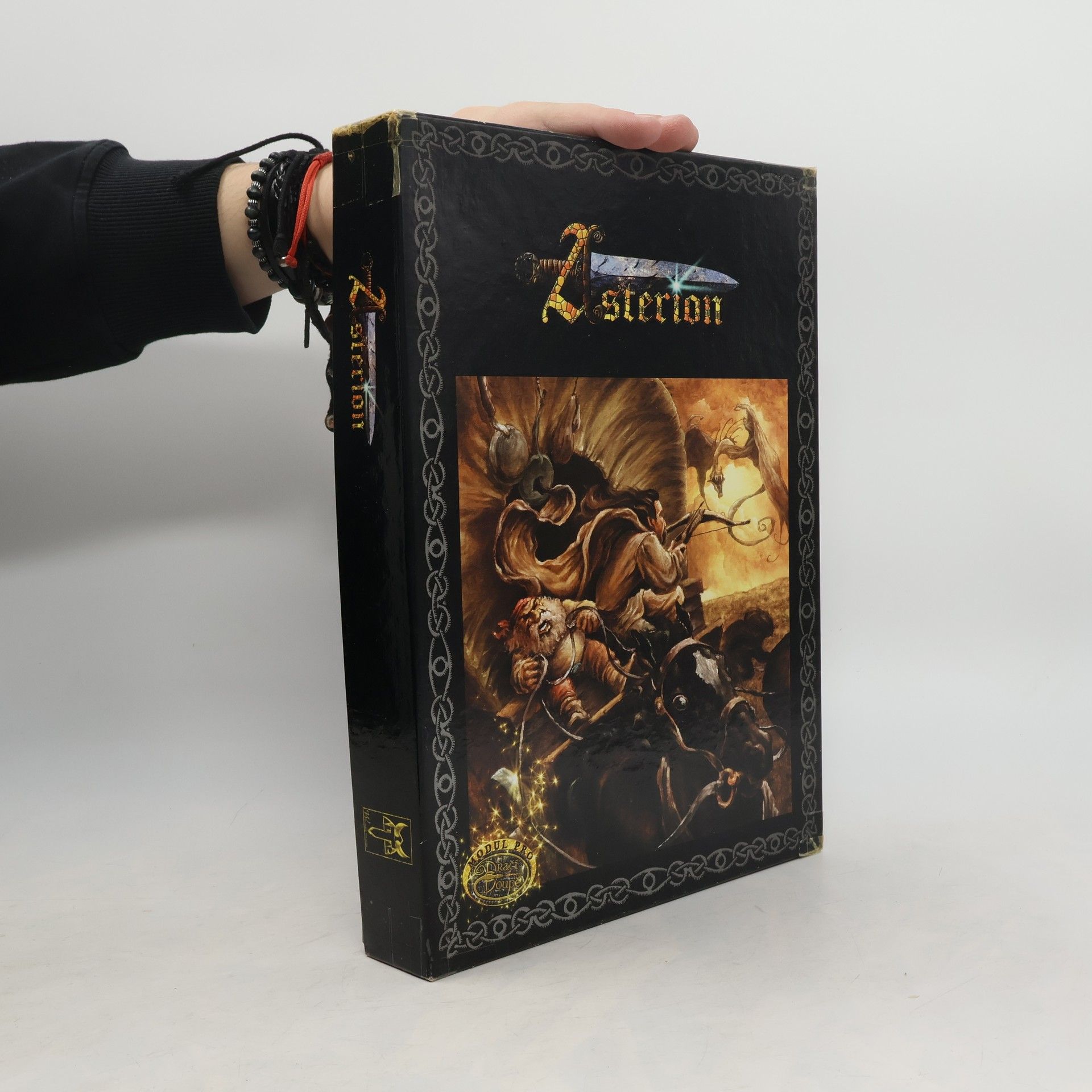 Jiří Buchta Asterion : svět pro Dračí doupě : hlavní modul