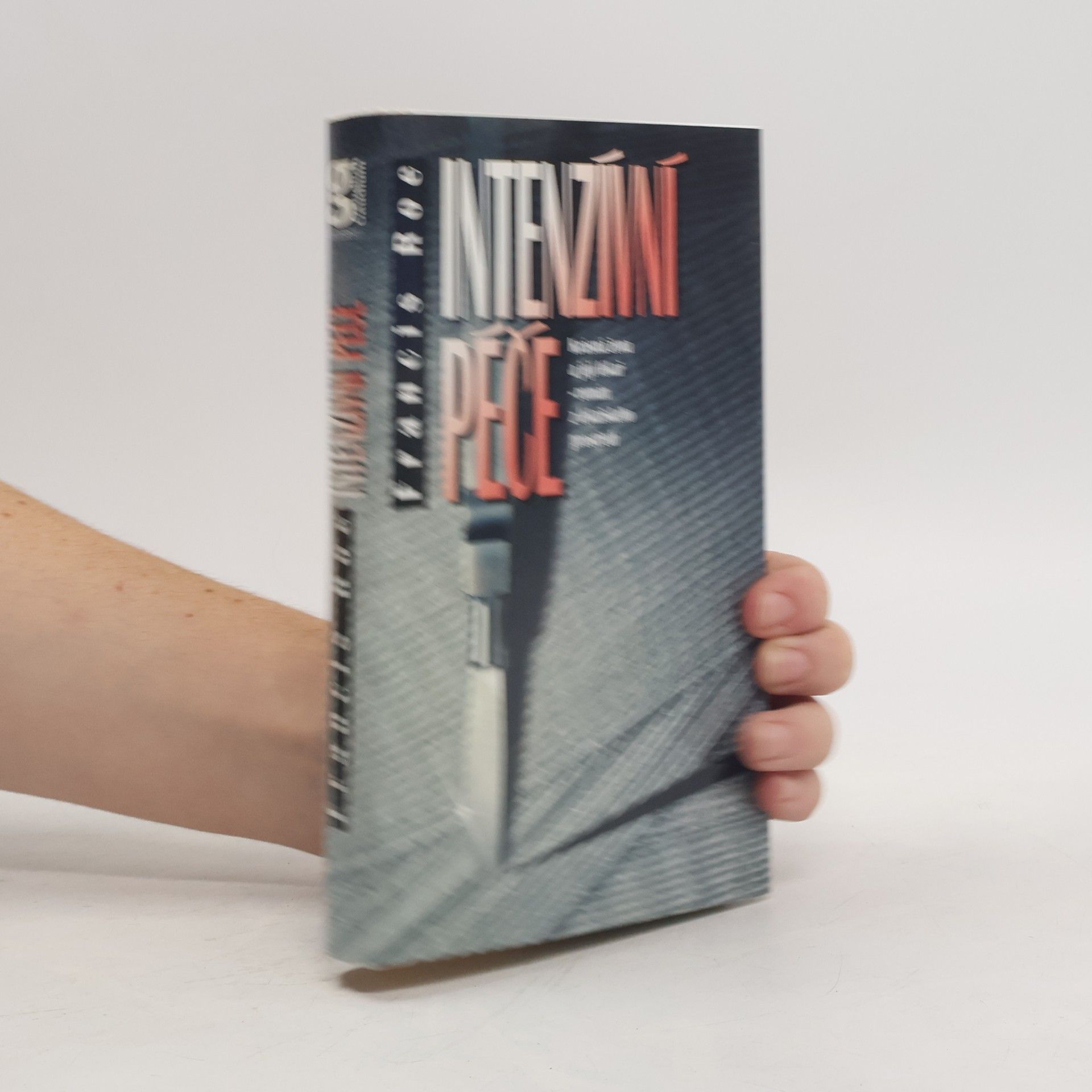 C. F. Roe Intenzívní péče