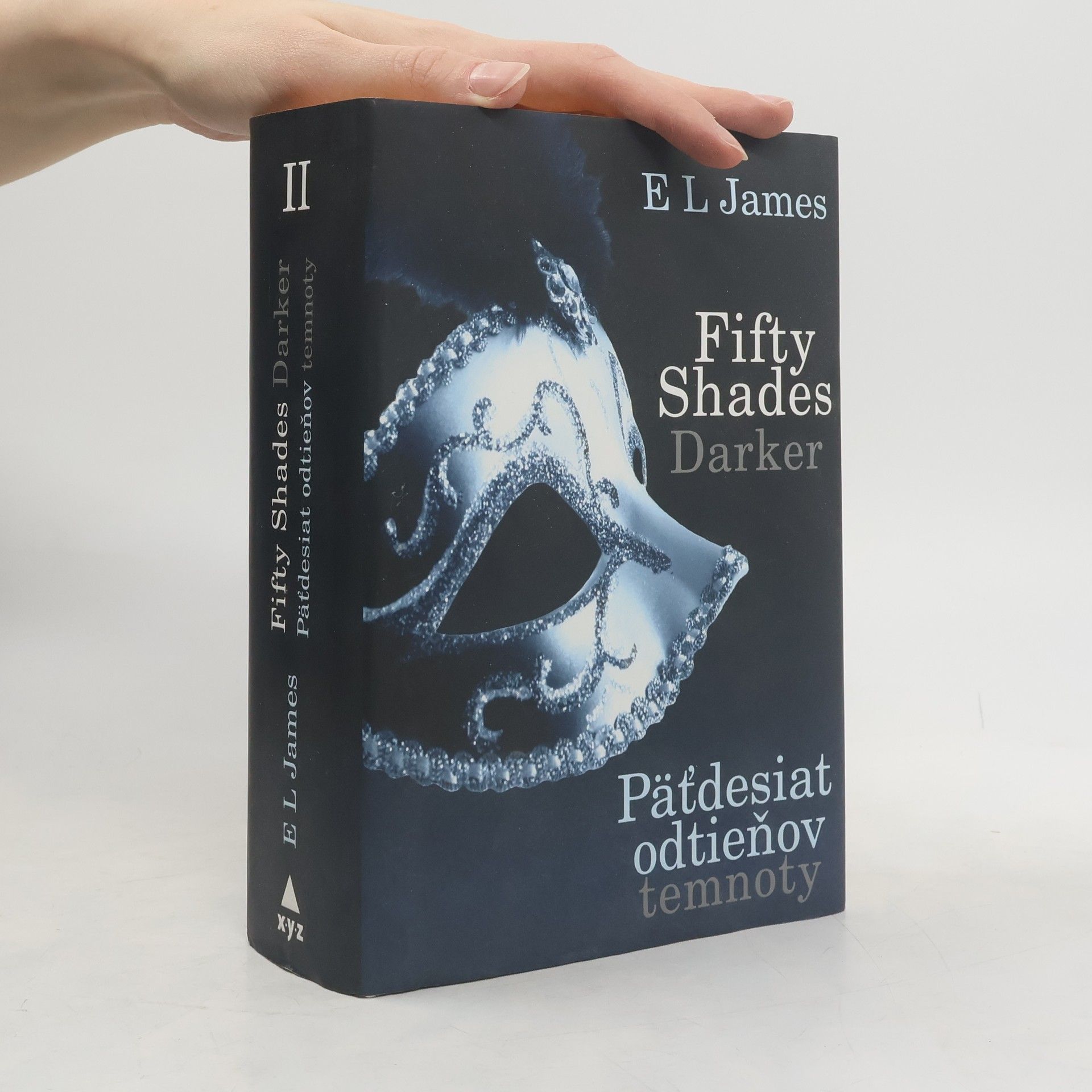 Päťdesiat odtieňov temnoty