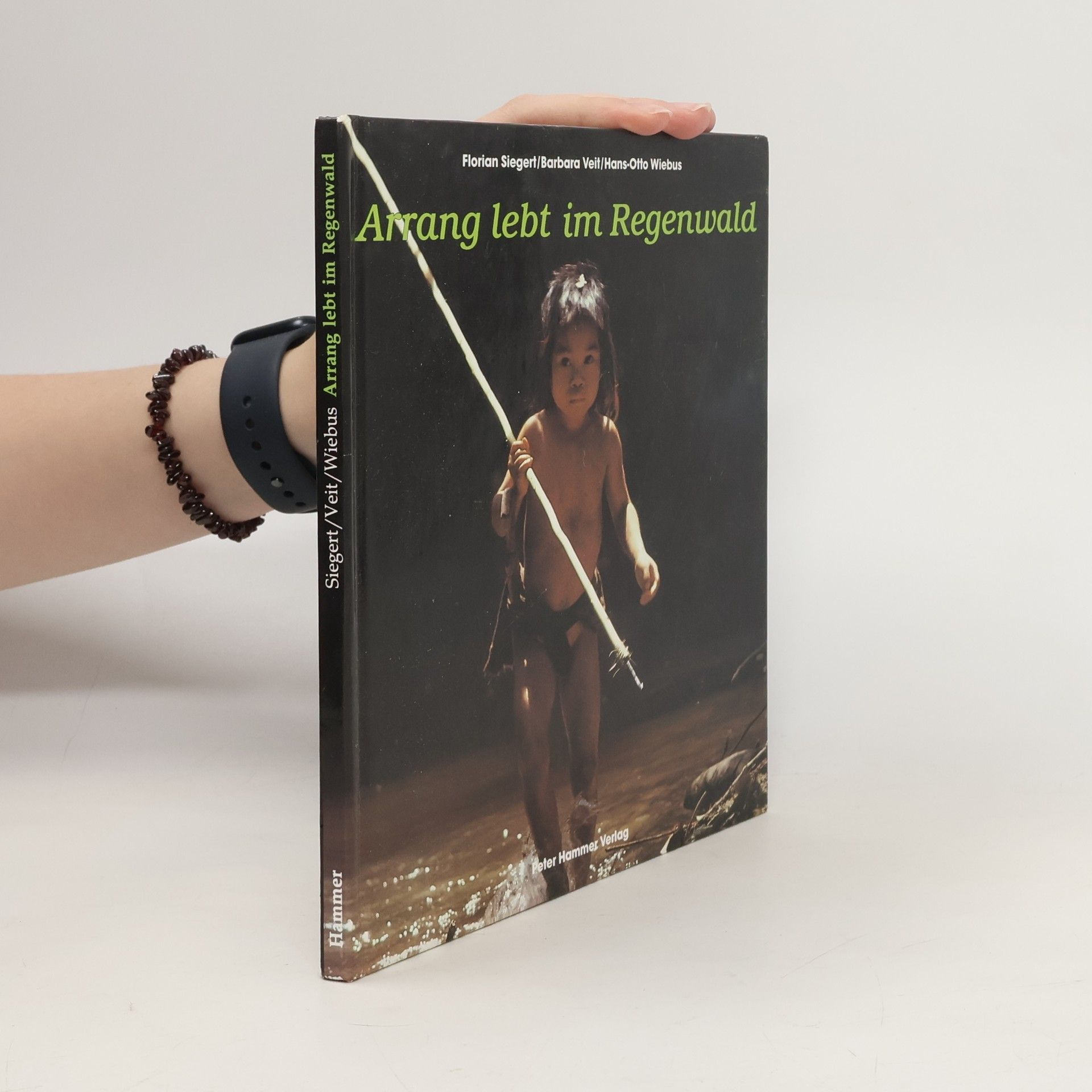 Florian Siegert Arrang lebt im Regenwald