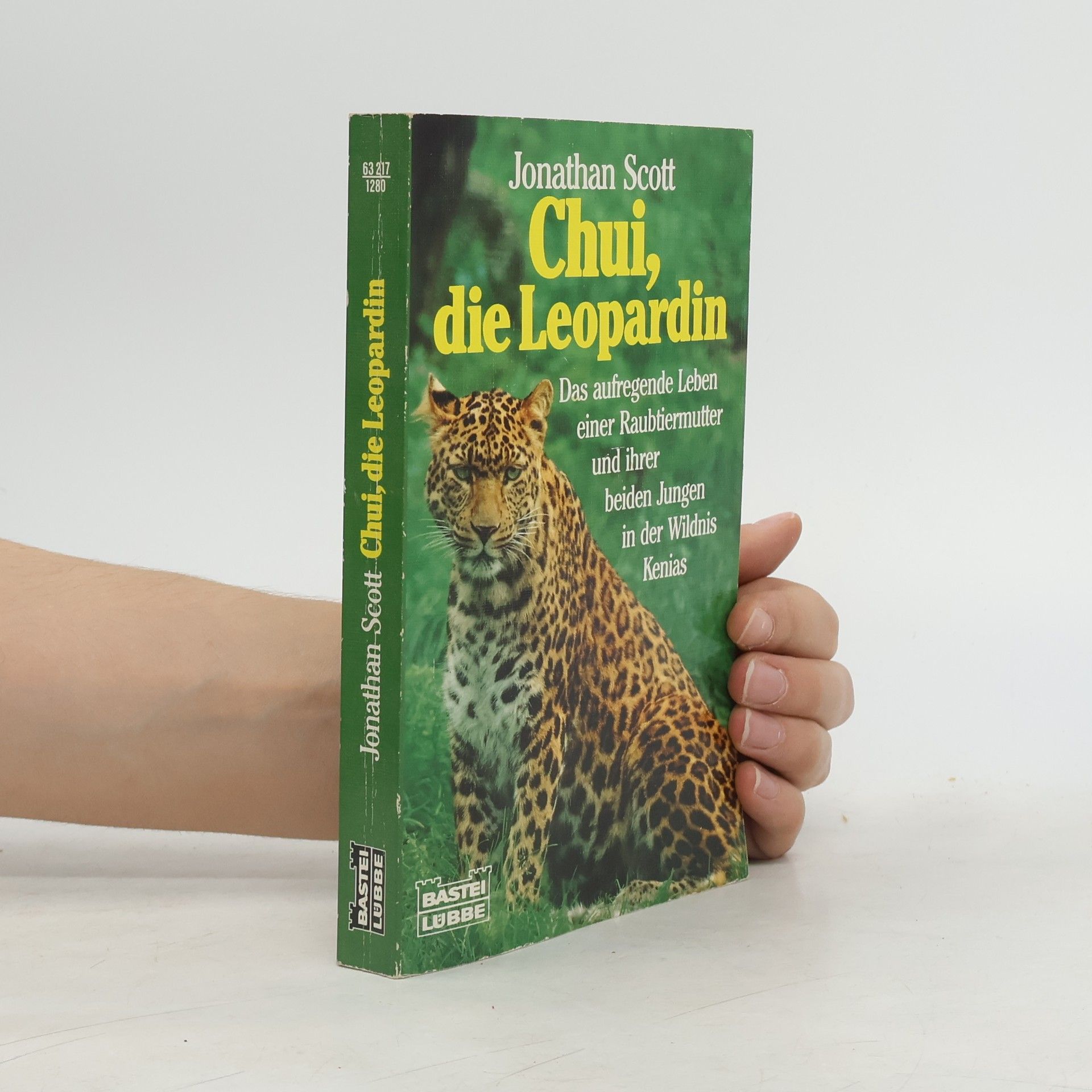 Jonathan Scott Chui, die Leopardin