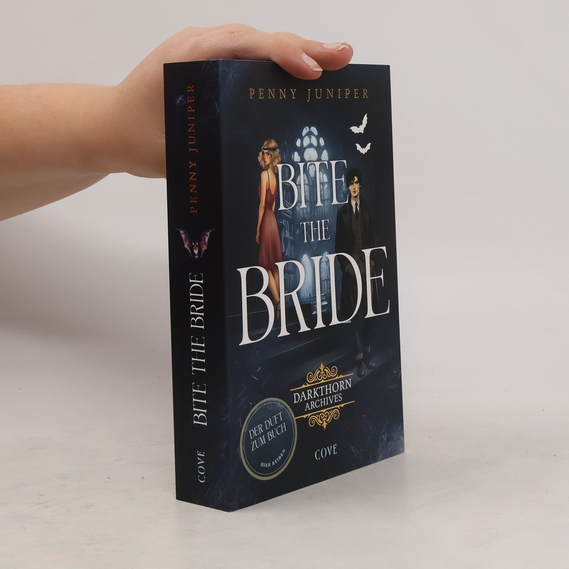 Darkthorn Archives 1: Bite the Bride