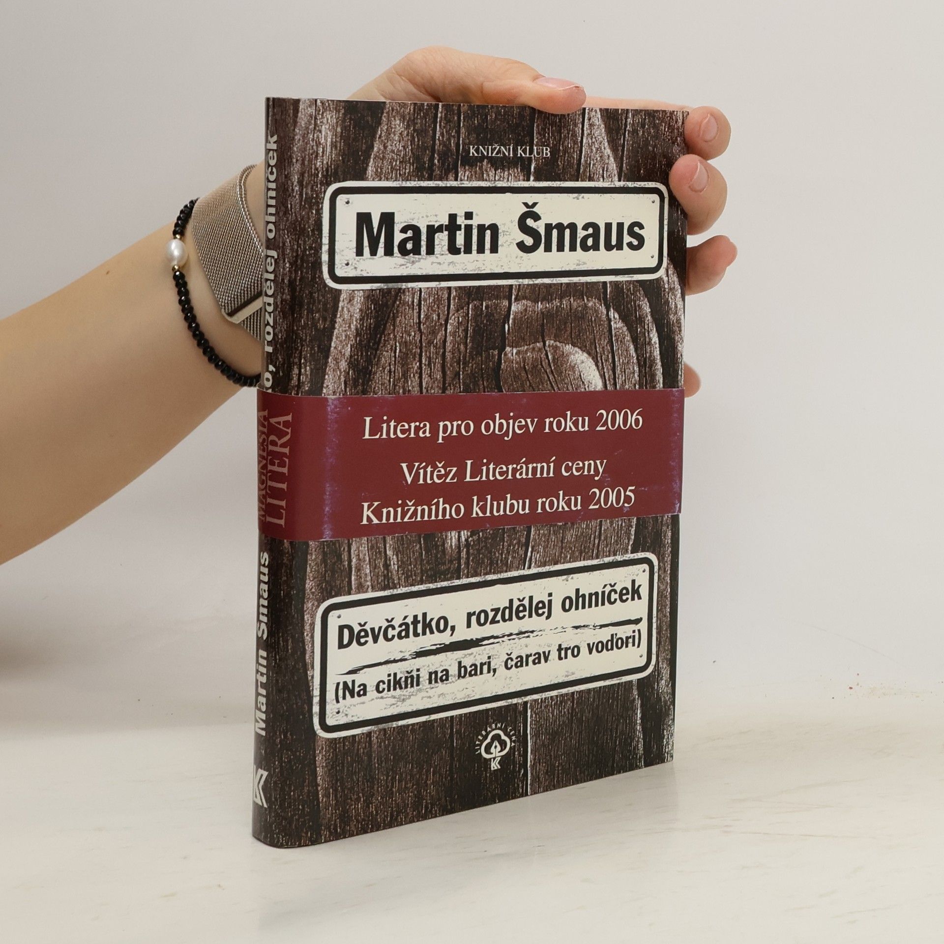 Martin Šmaus Děvčátko, rozdělej ohníček