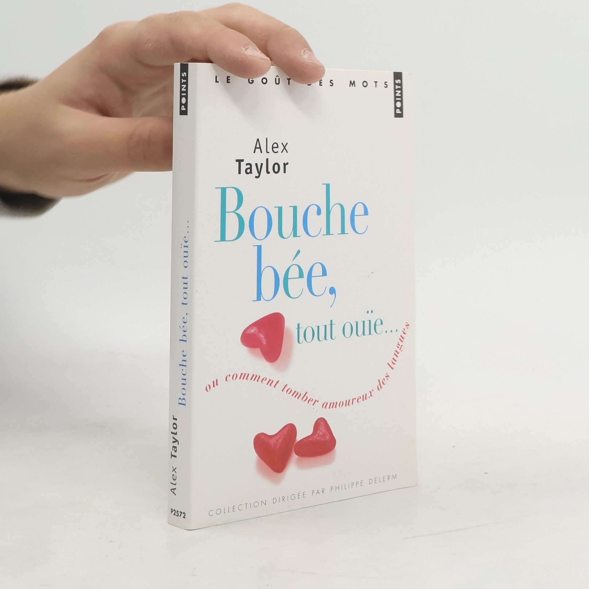 Alex Taylor Bouche bée, tout ouïe...