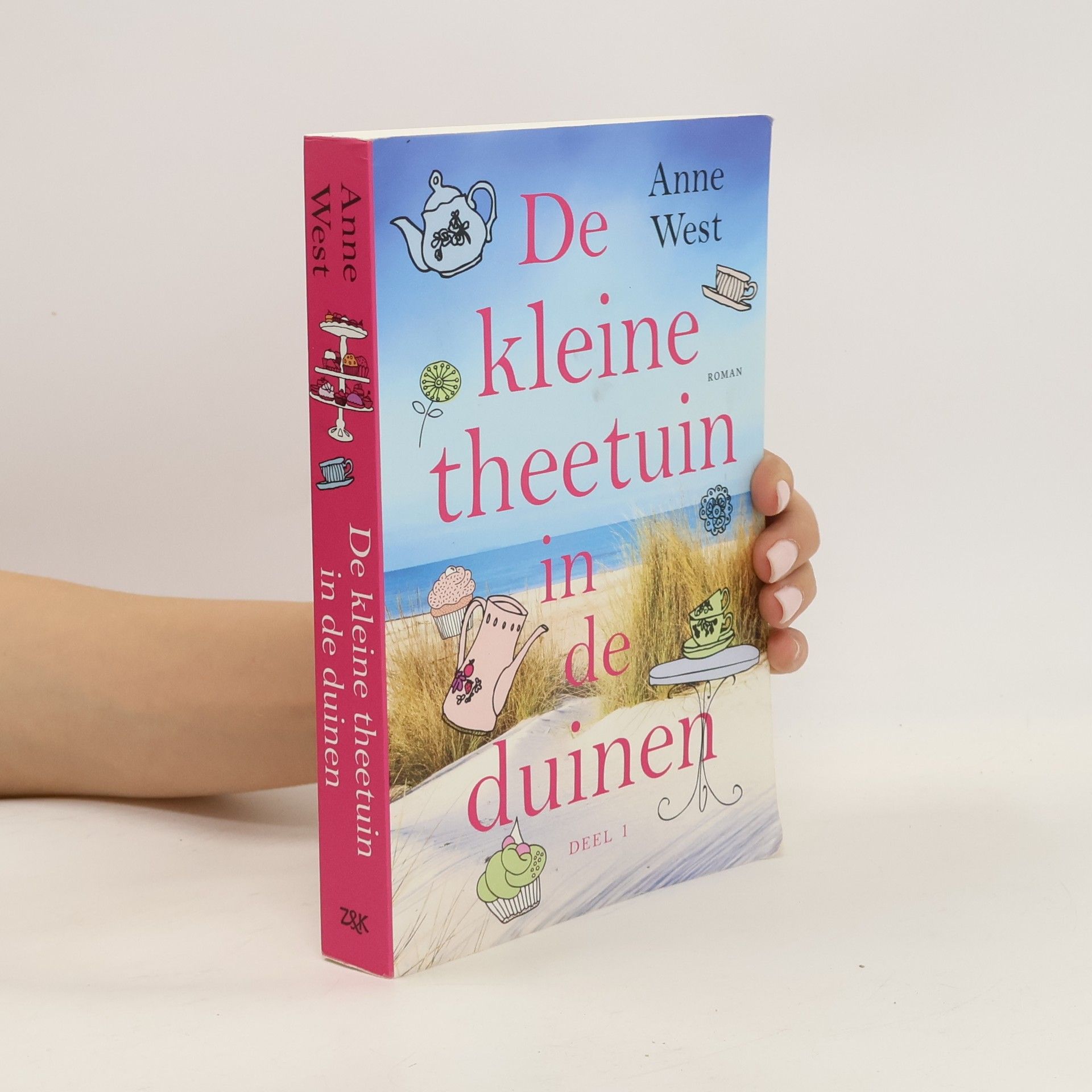 De kleine theetuin in de duinen