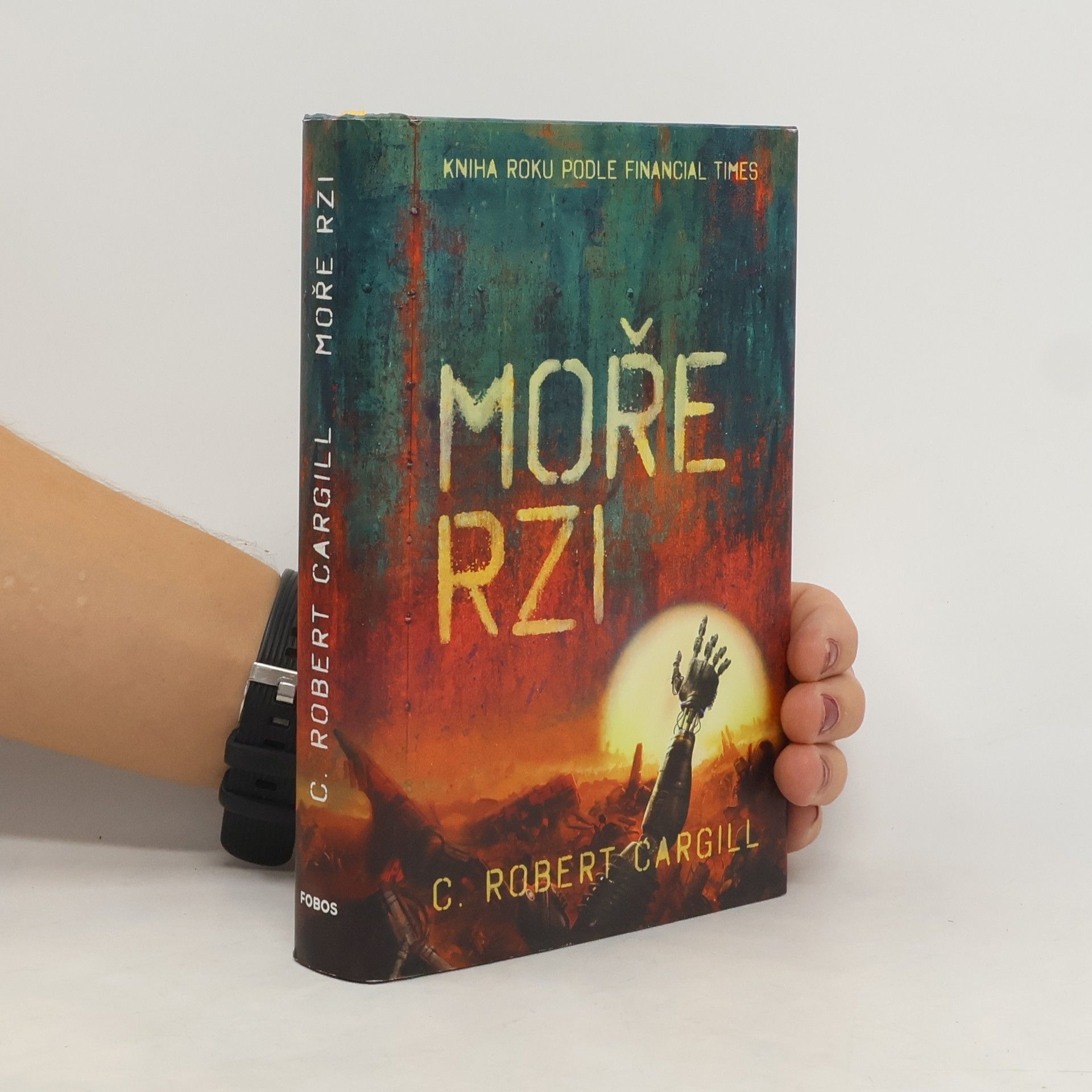 C. Robert Cargill Moře rzi