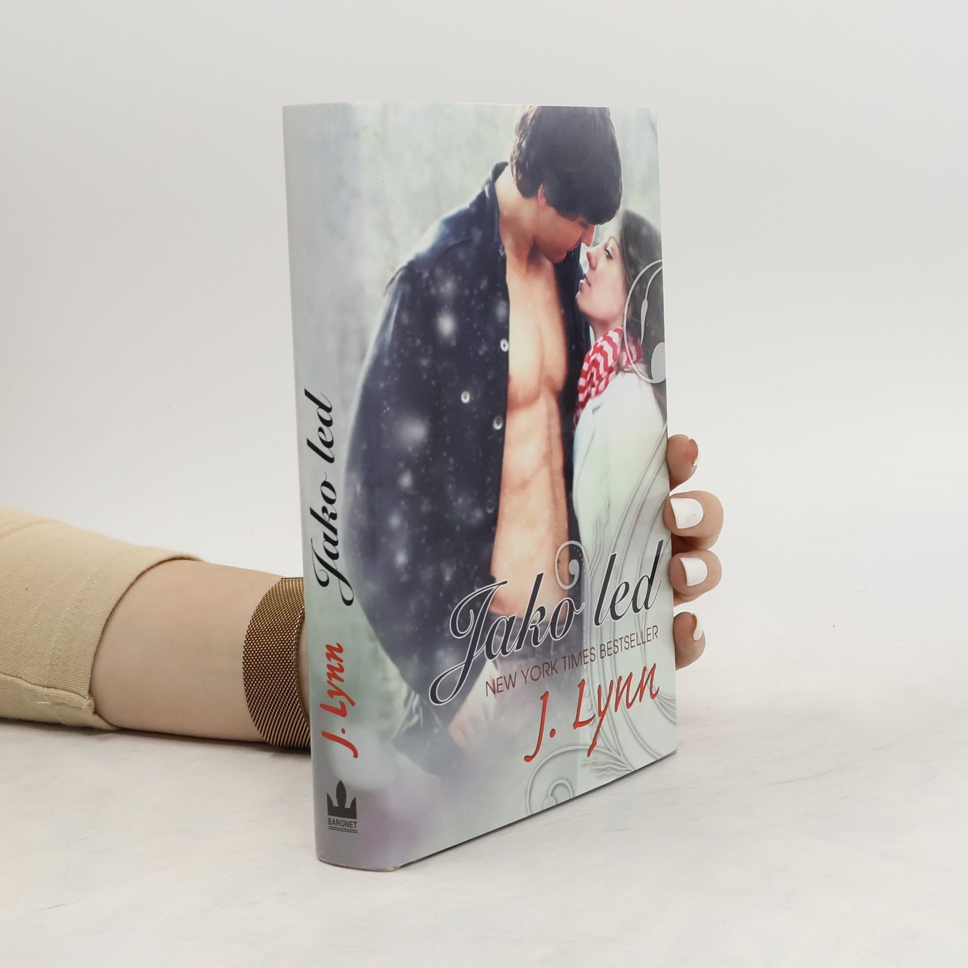 Jennifer L. Armentrout Jako led