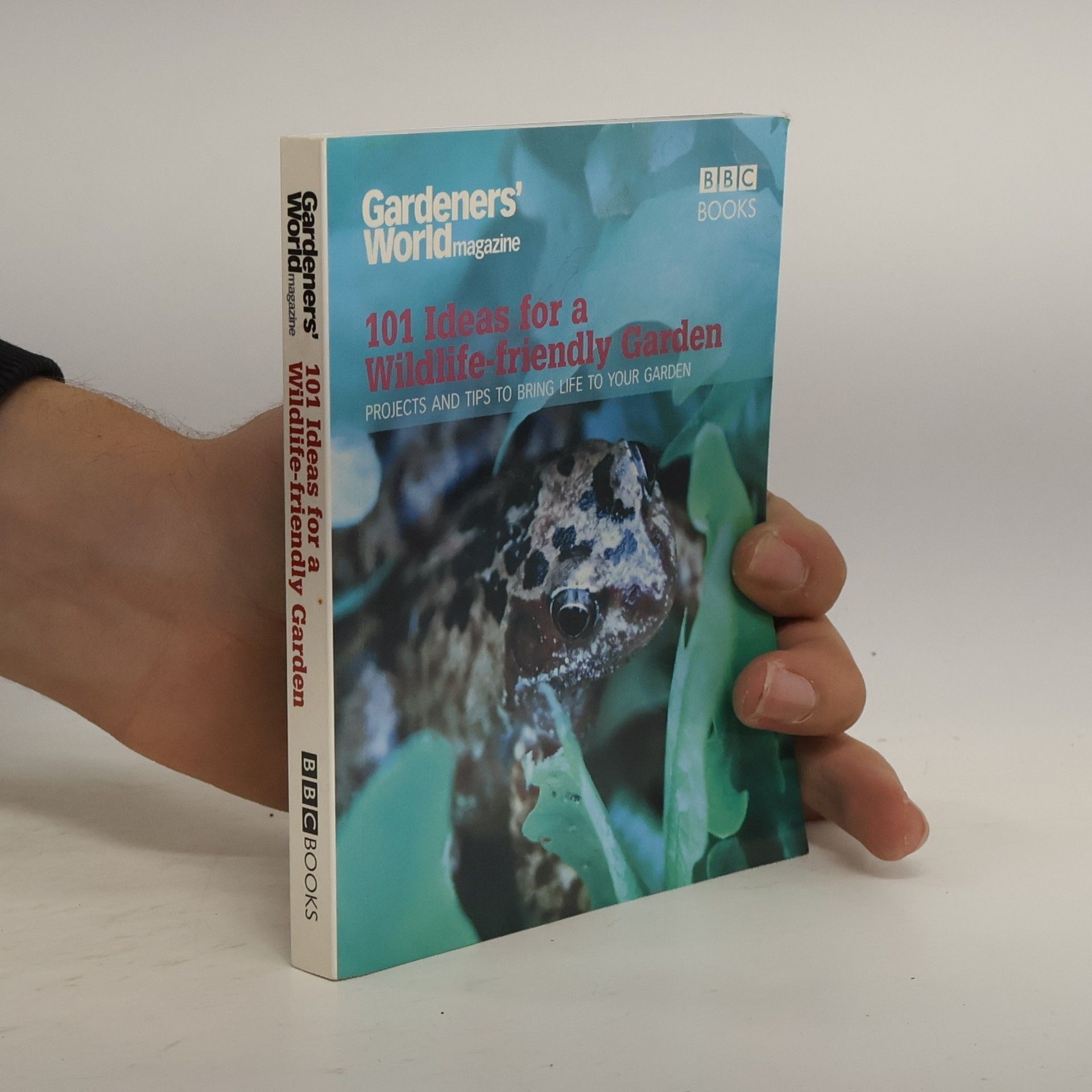 Mick Lavelle 101 Ideas for a Wildlife-Friendly Garden