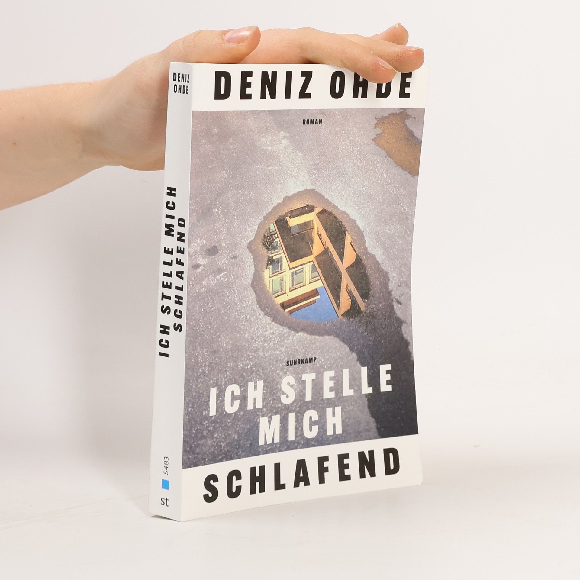 Ich stelle mich schlafend