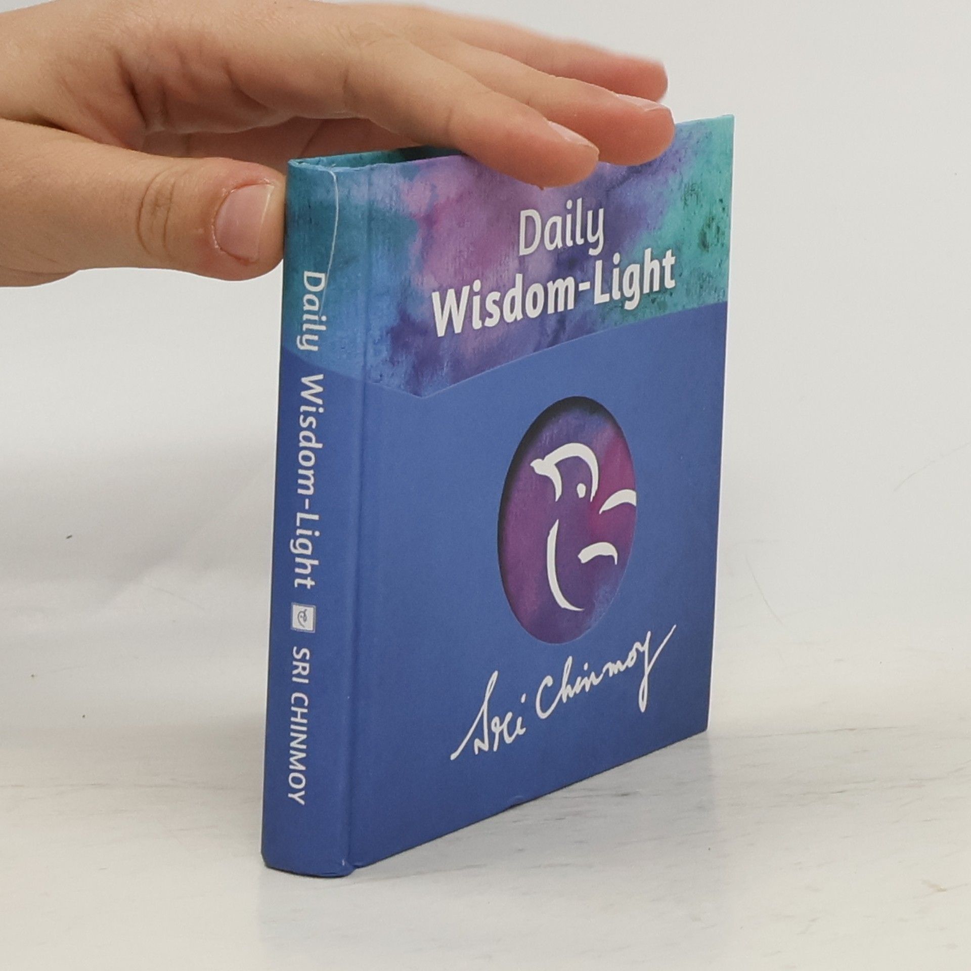 Sri Chinmoy Daily Wisdom-Light