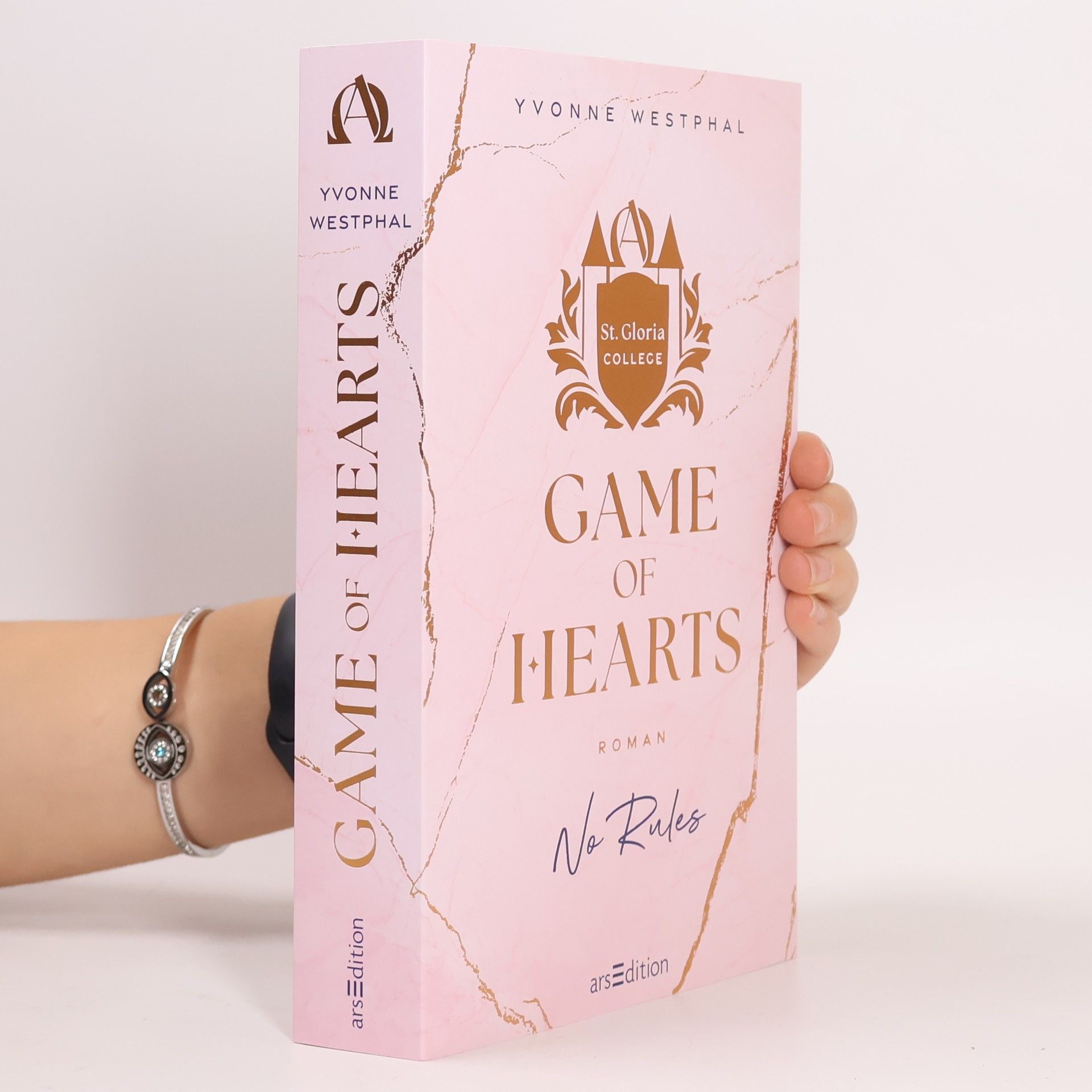 Yvonne Westphal Game of hearts