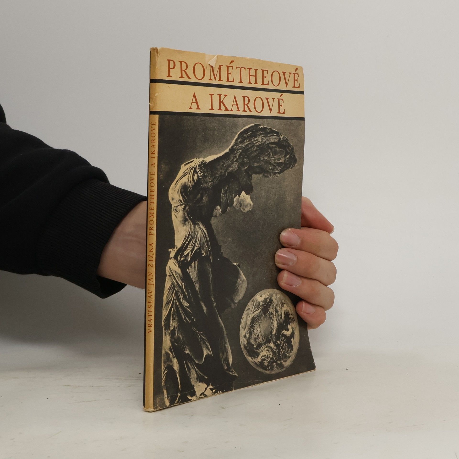 Prométheové a Ikarové