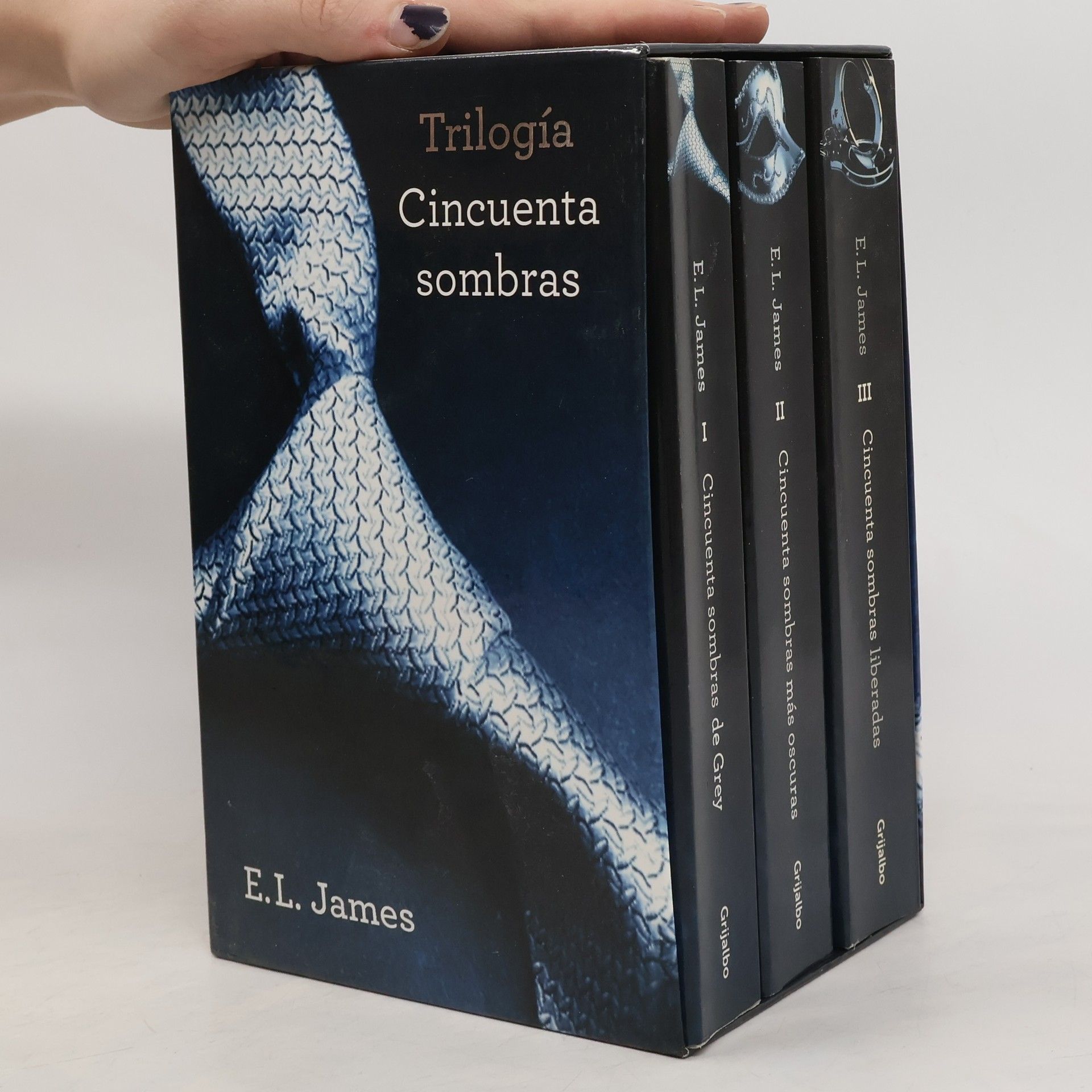 E. L. James Trilogía Cincuenta sombras