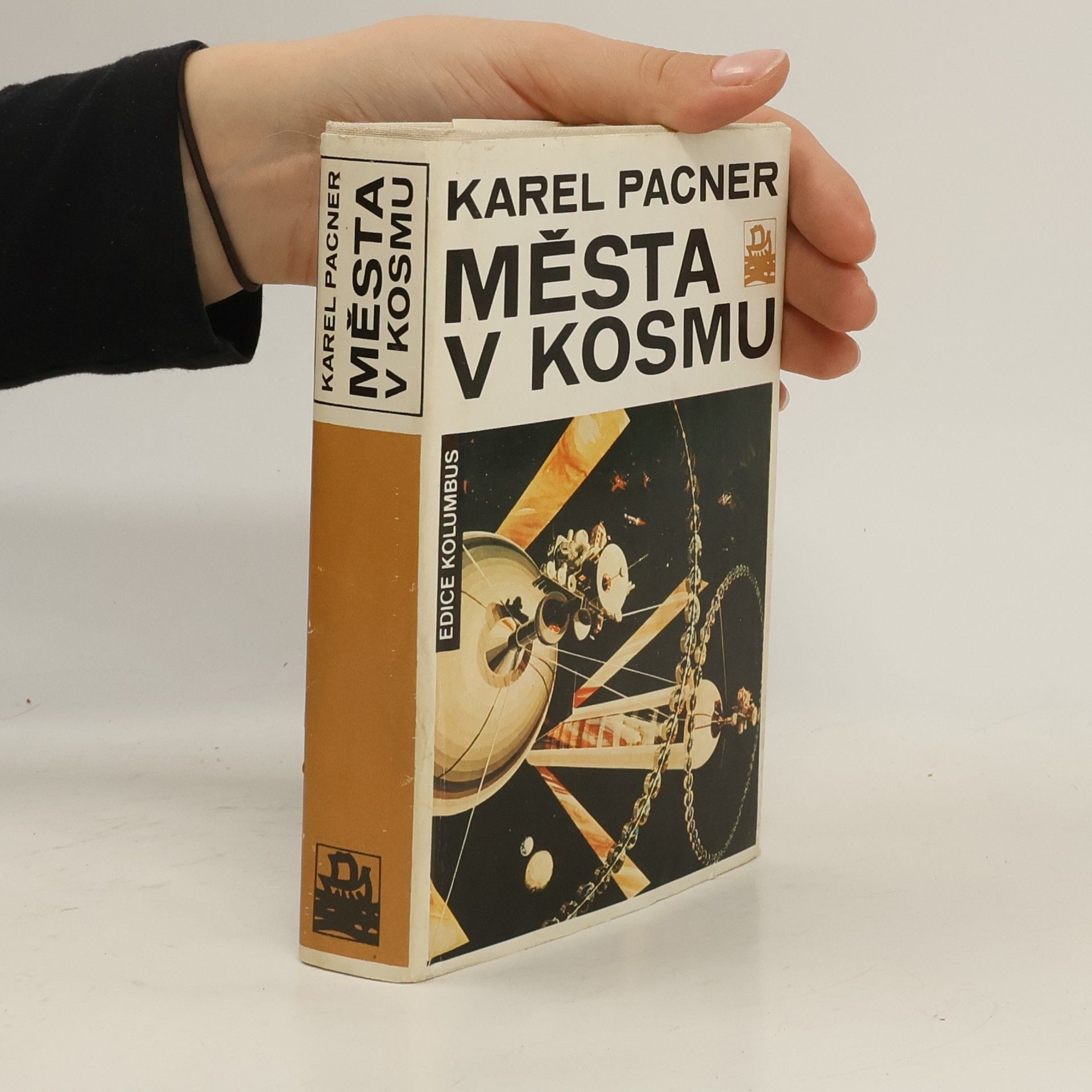 Karel Pacner Města v kosmu