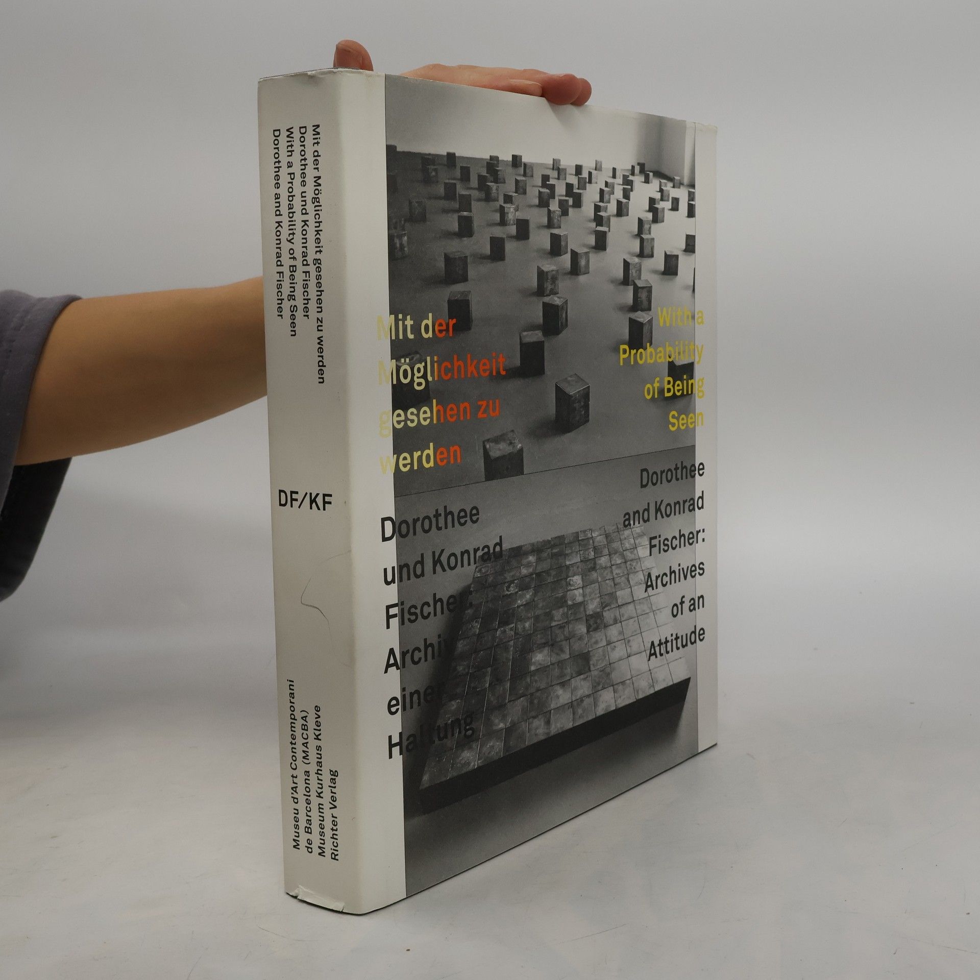 With a Probability of Being Seen. Mit der Möglichkeit gesehen zu werden