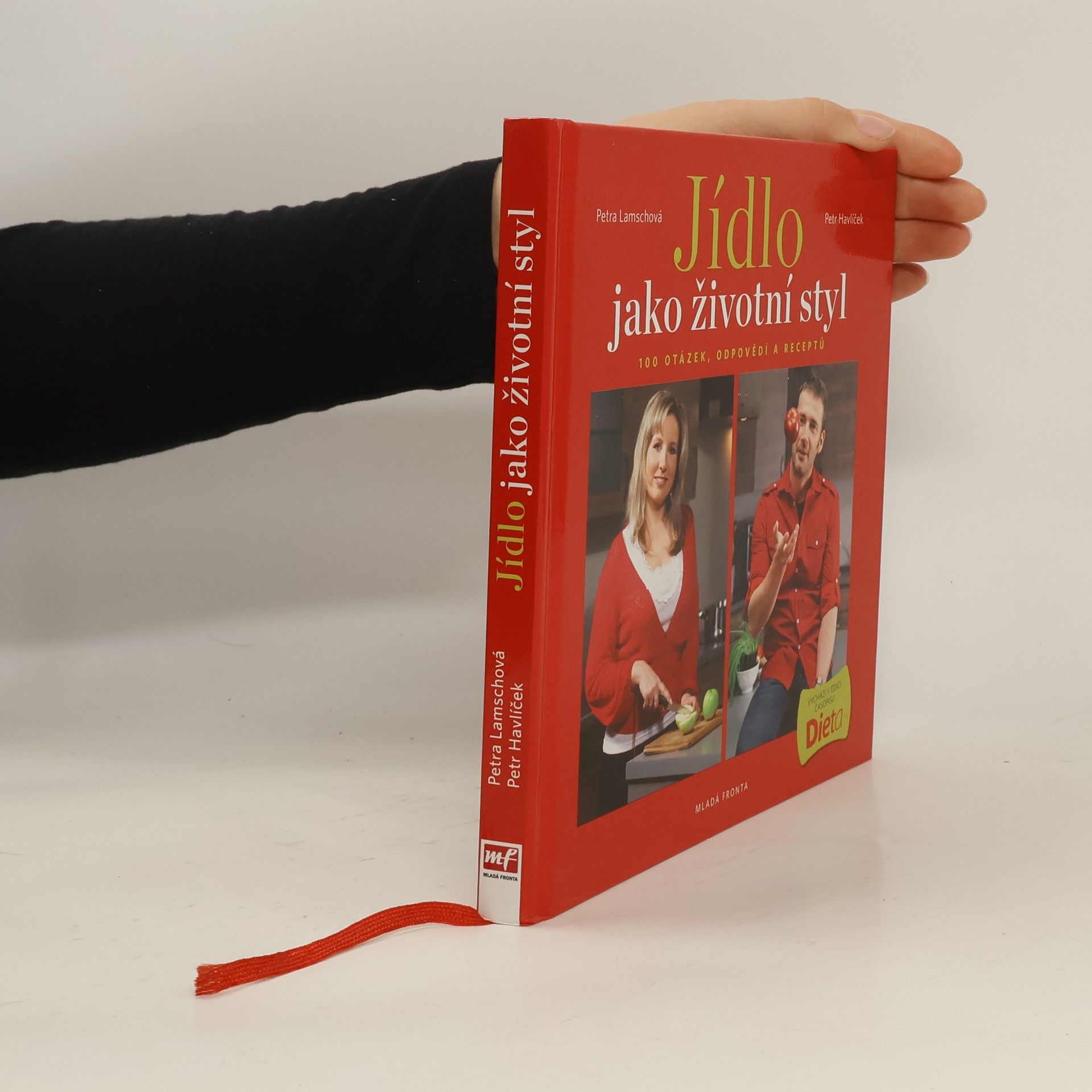 Petra Lamschová Jídlo jako životní styl, aneb 100 otázek, odpovědí a receptů