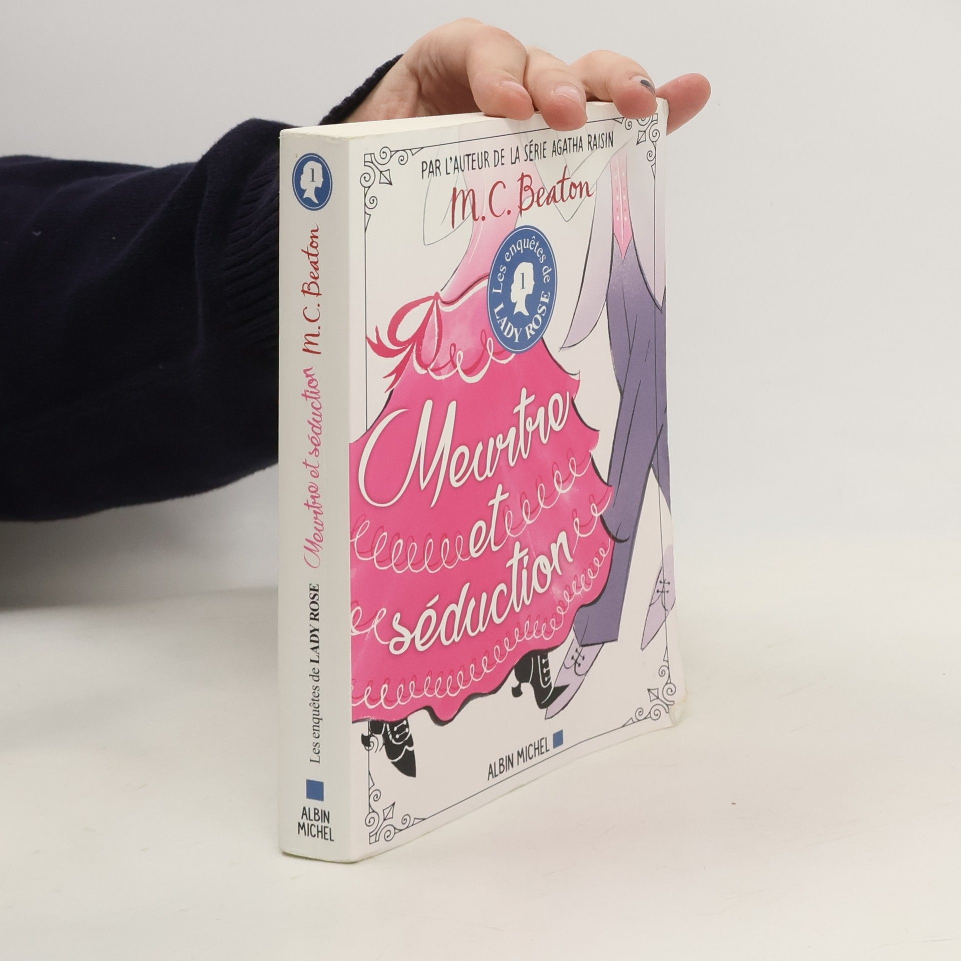 M. C. Beaton Les enquêtes de Lady Rose - 1: Meurtre et séduction