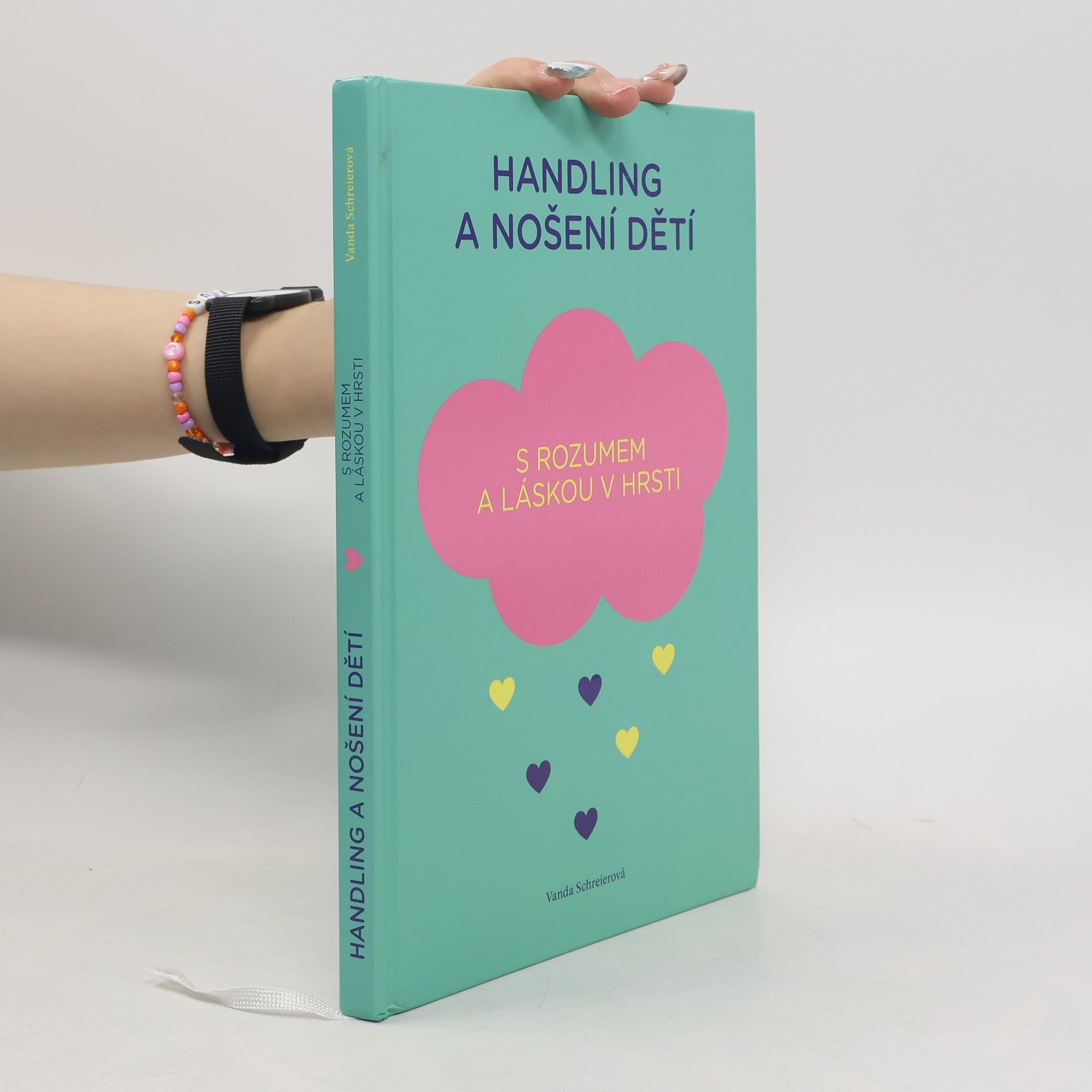 Vanda Schreierová Handling a nošení dětí