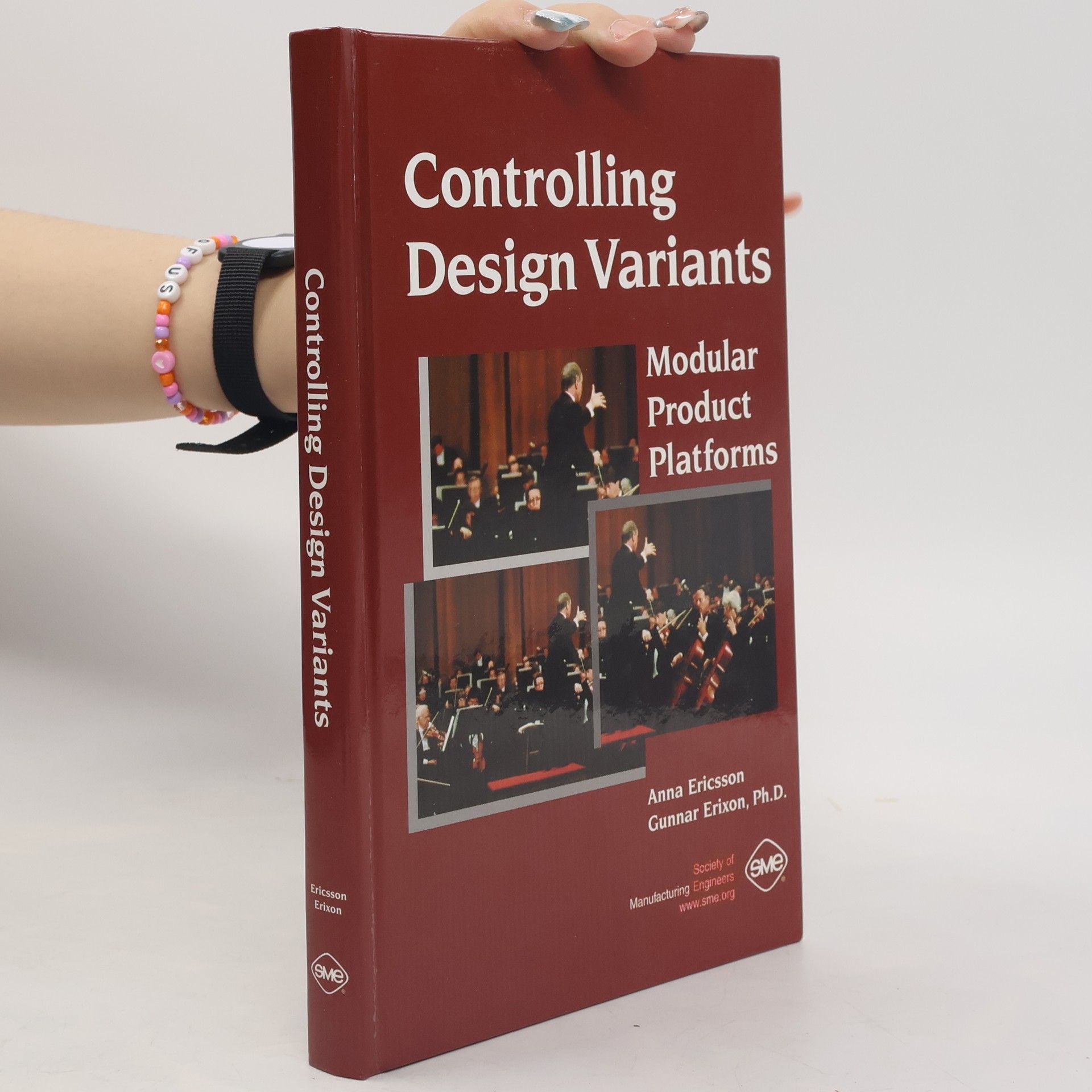 Astrid Lindgren Controlling Design Variants