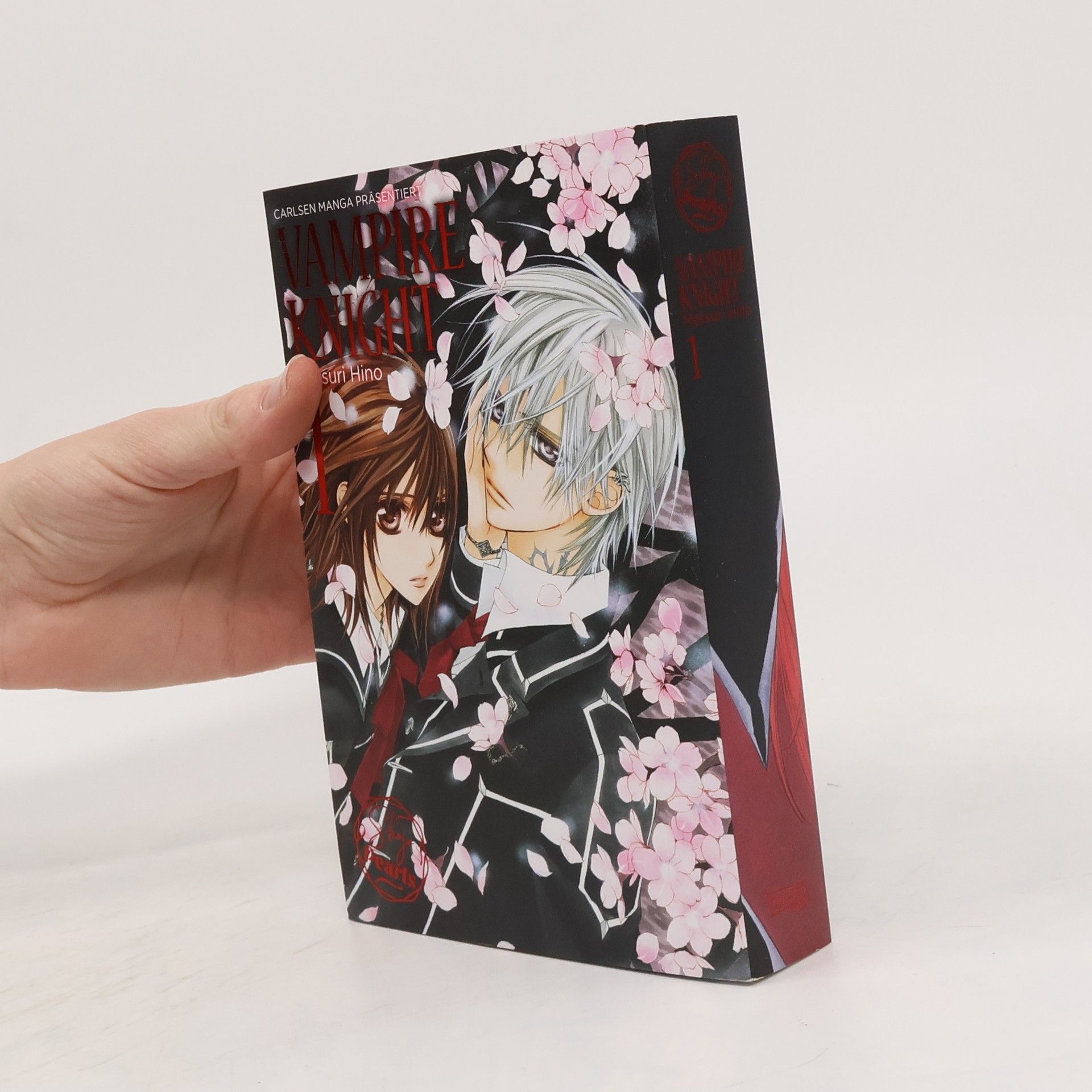 Matsuri Hino VAMPIRE KNIGHT Pearls 1