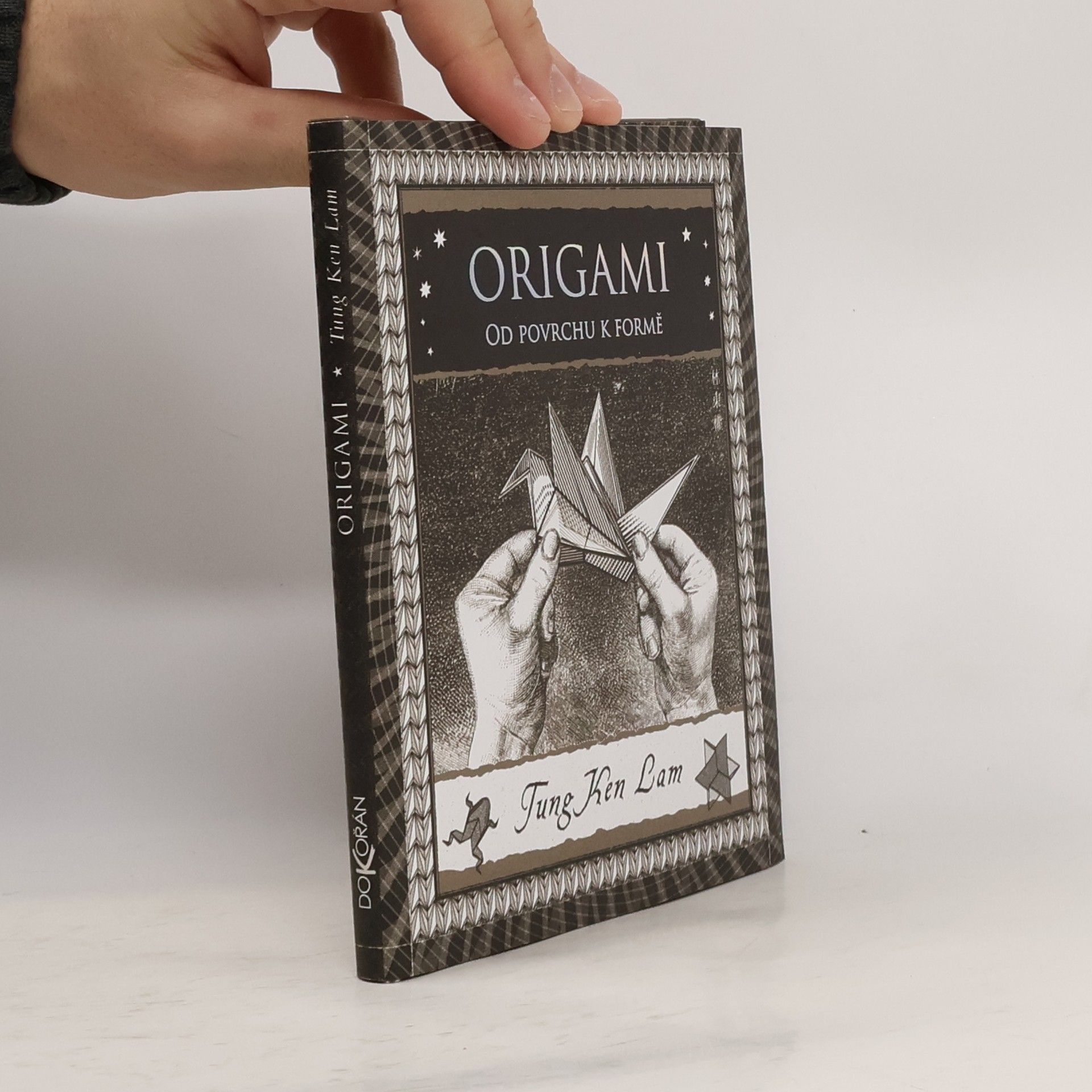 Origami: Od povrchu k formě