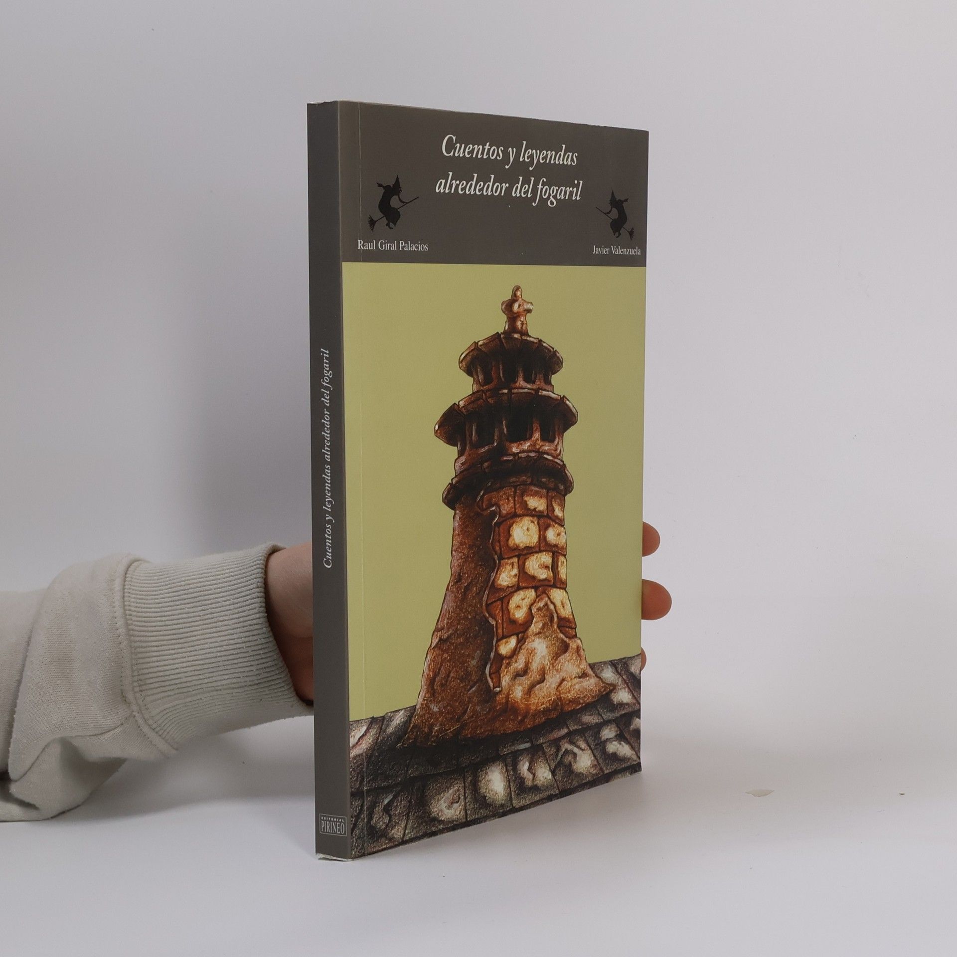 Raúl Giral Palacio Cuentos y leyendas alrededor del fogaril