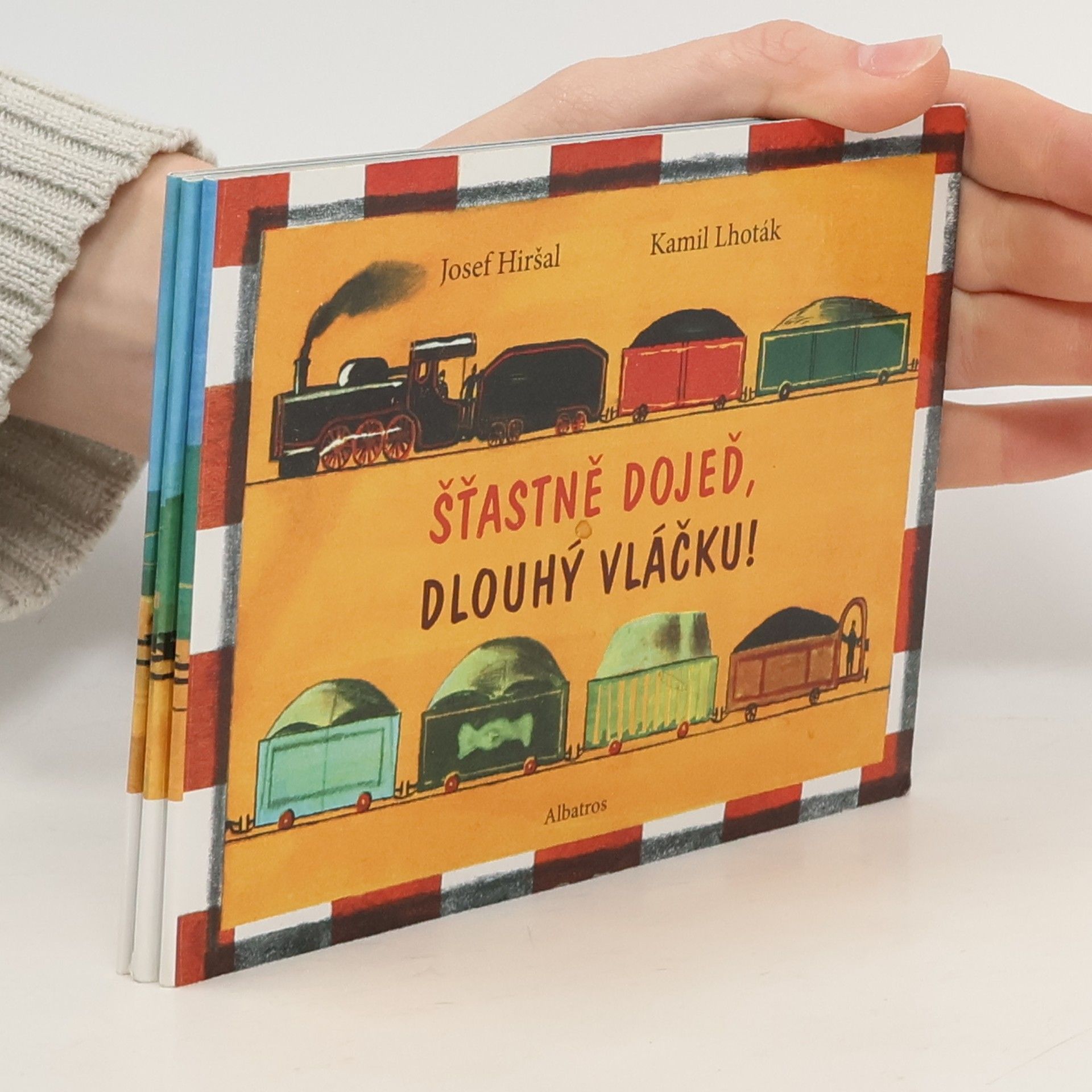 Šťastně dojeď, dlouhý vláčku!
