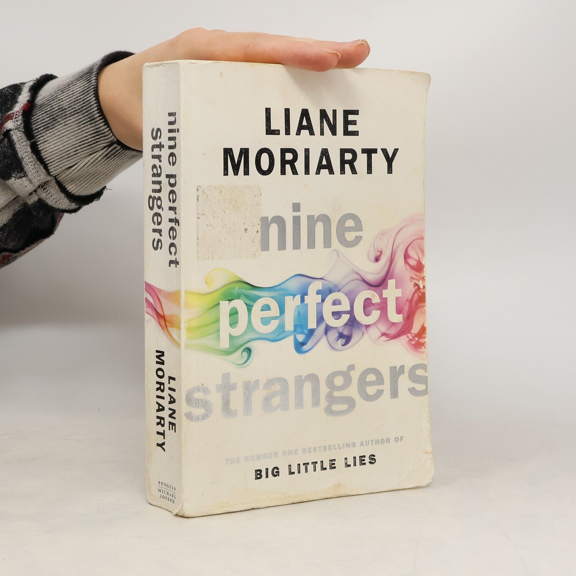 Liane Moriarty Nine perfect strangers