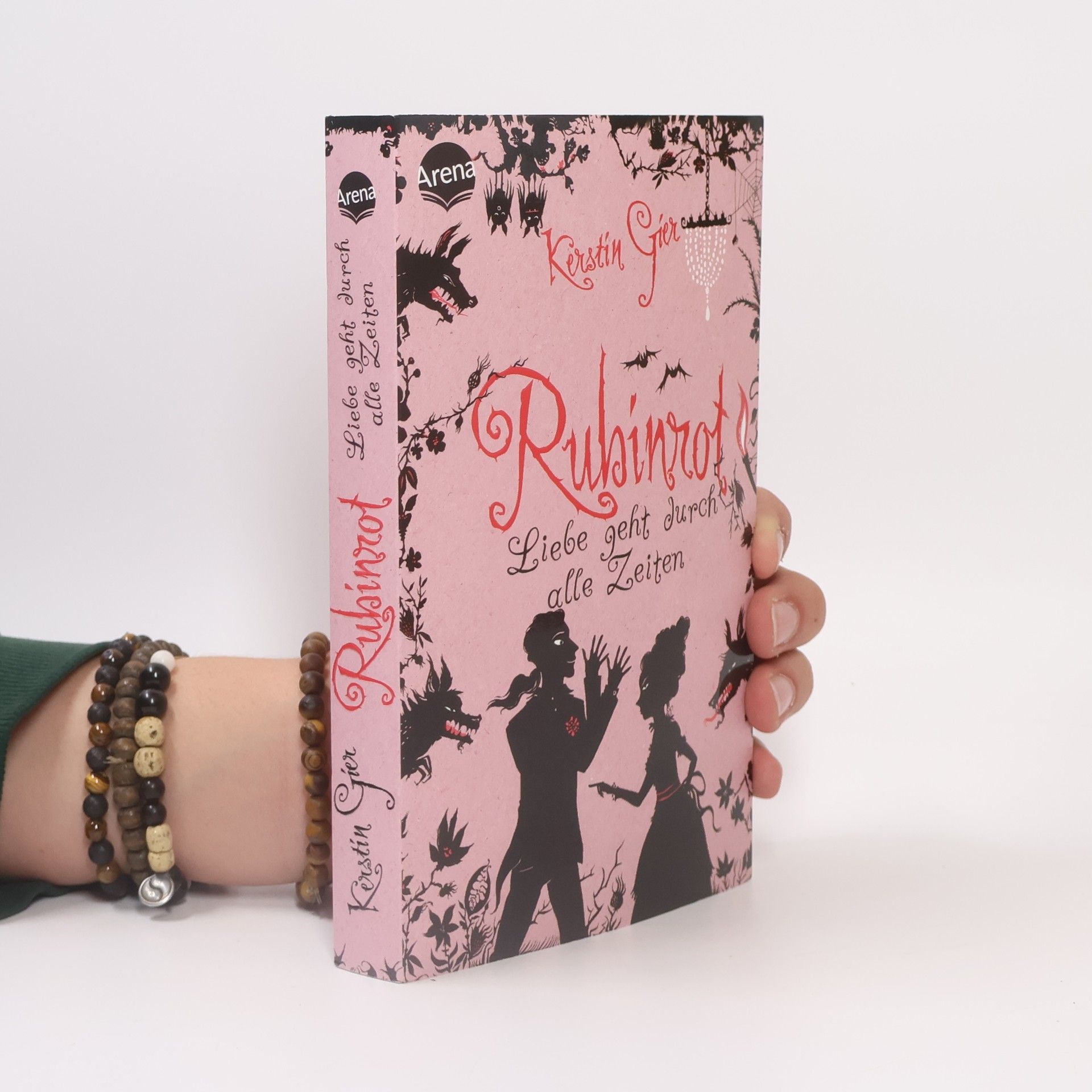 Rubinrot. Liebe geht durch alle Zeiten