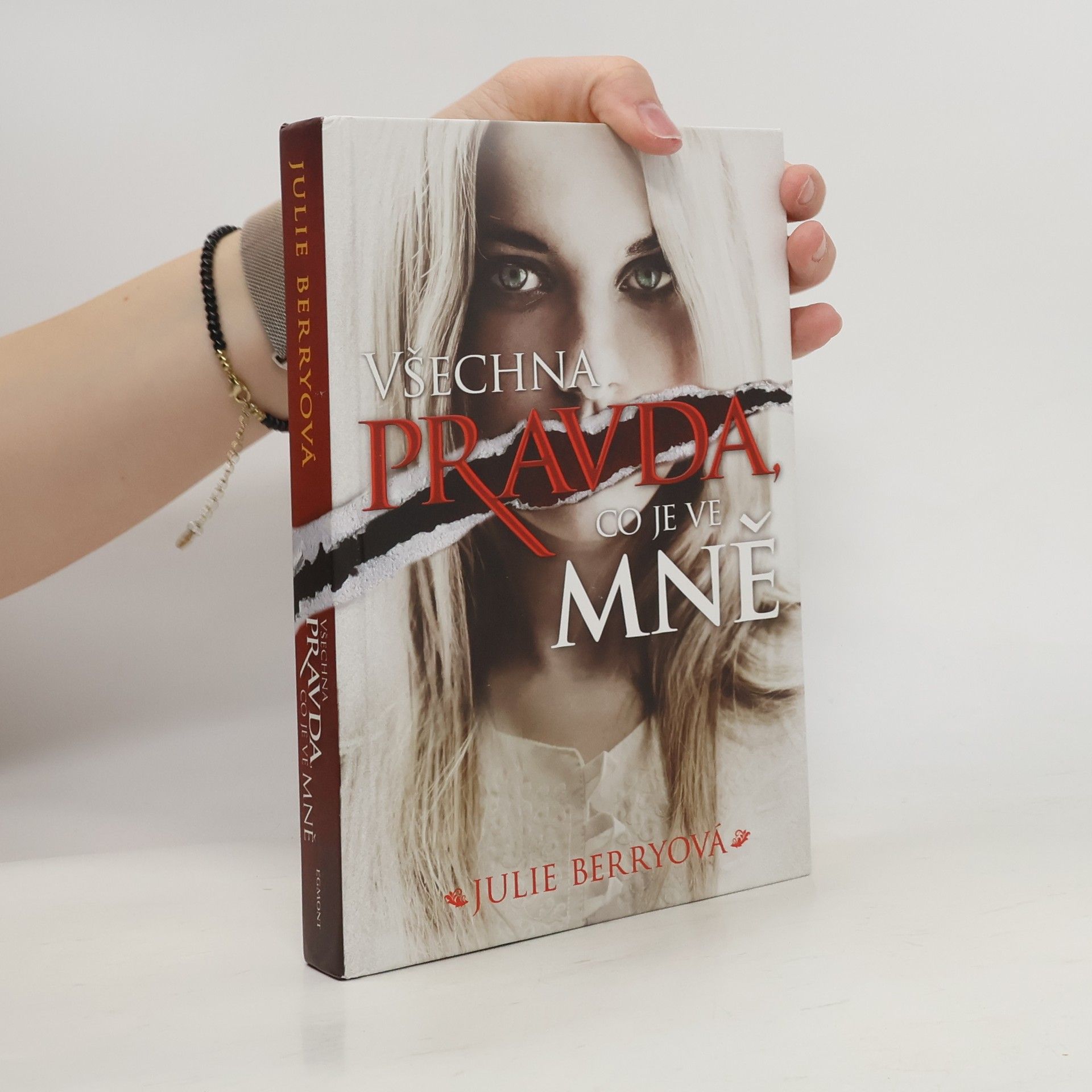 Julie Berry Všechna pravda, co je ve mně