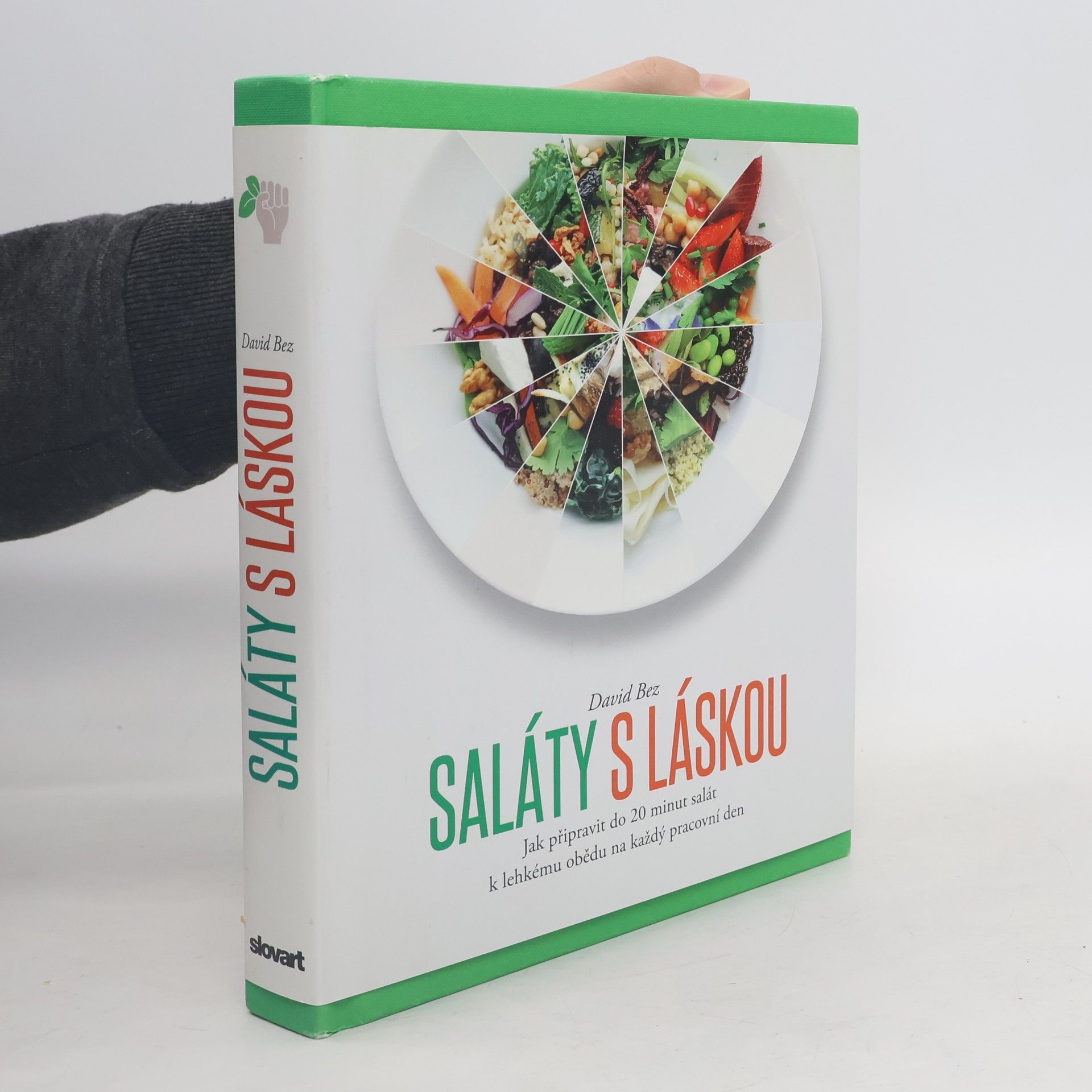 Saláty s láskou. Jak připravit do 20 minut salát k lehkému obědu na každý pracovní den