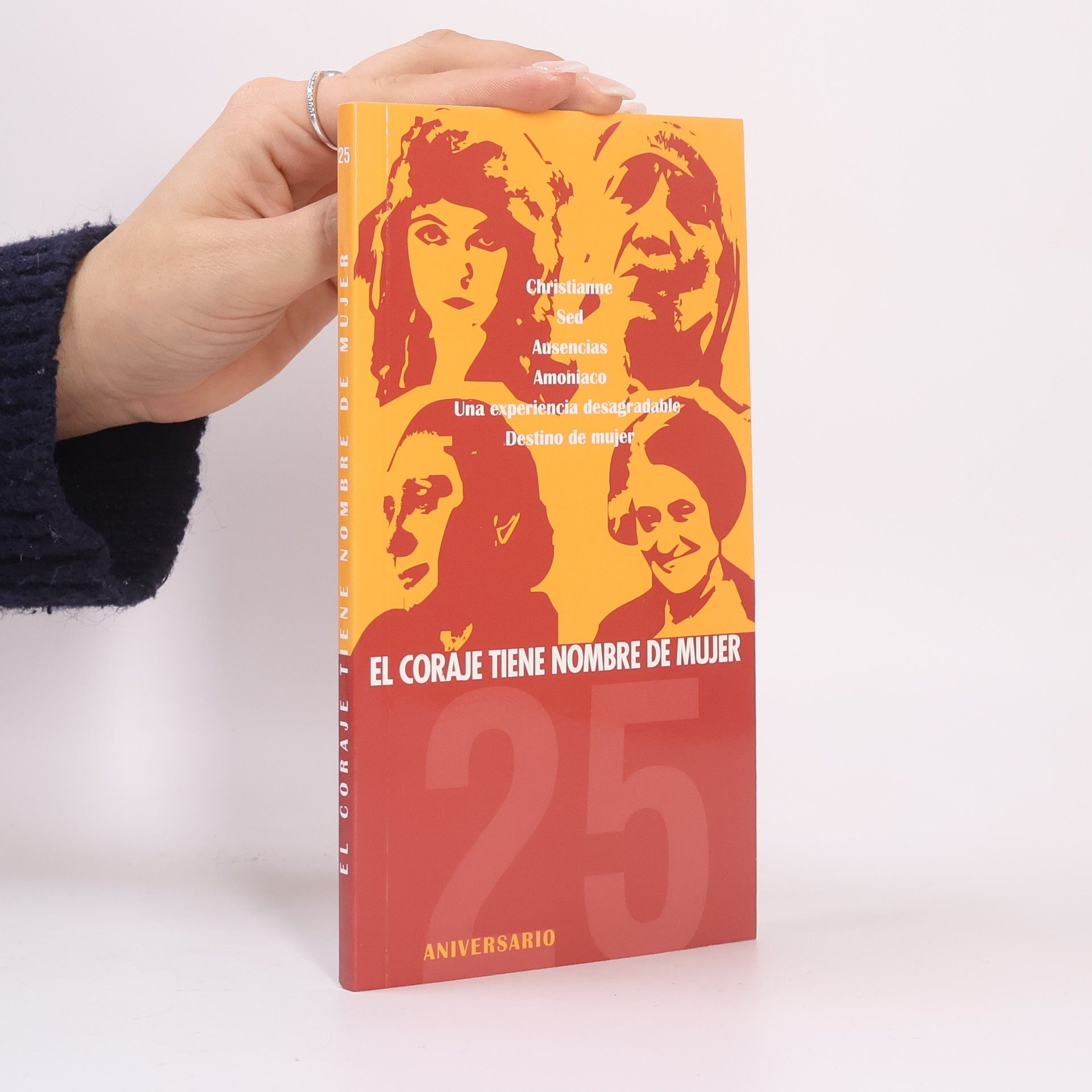 Autores varios El coraje tiene nombre de mujer